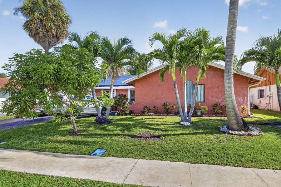 Property photo for 7513 SW 7TH Street, North Lauderdale, FL