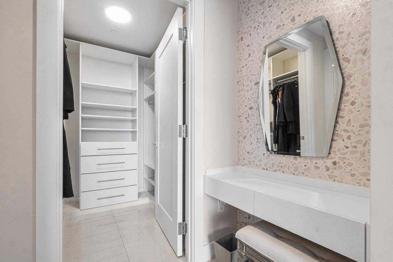 5000 N OCEAN Drive, #603, Singer Island, Singer Island, FL 33404 GUEST WALKIN