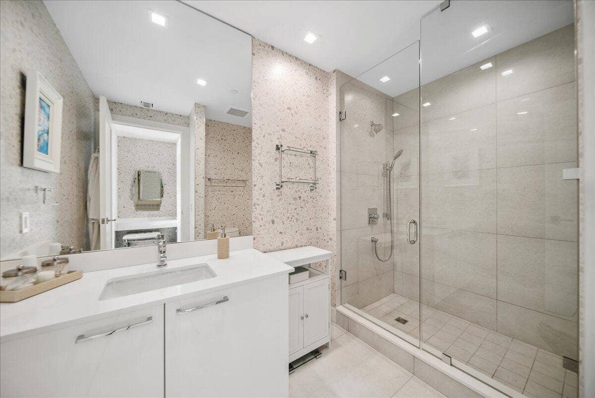 5000 N OCEAN Drive, #603, Singer Island, Singer Island, FL 33404 04-ECL00720