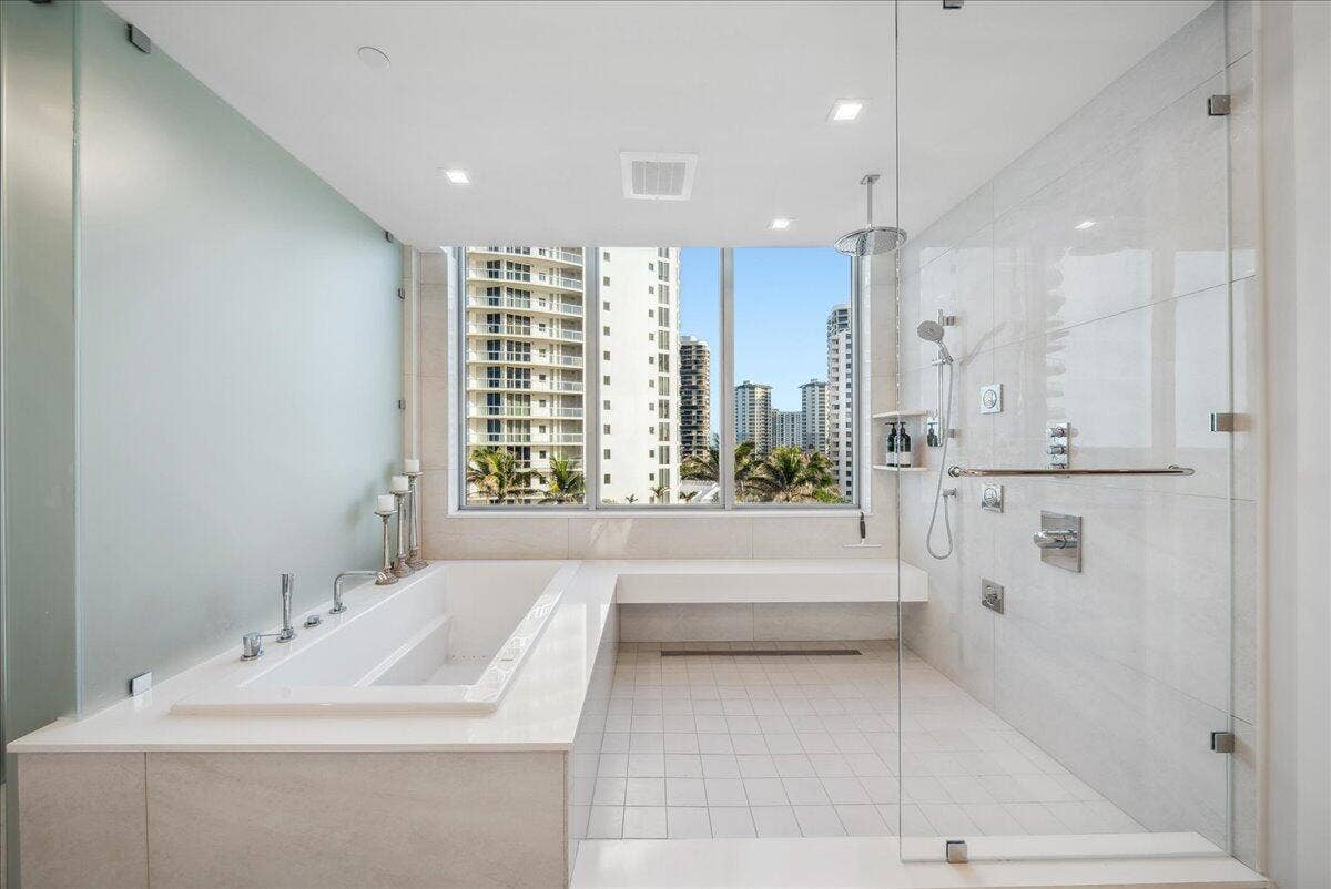 5000 N OCEAN Drive, #603, Singer Island, Singer Island, FL 33404 22-ECL00860