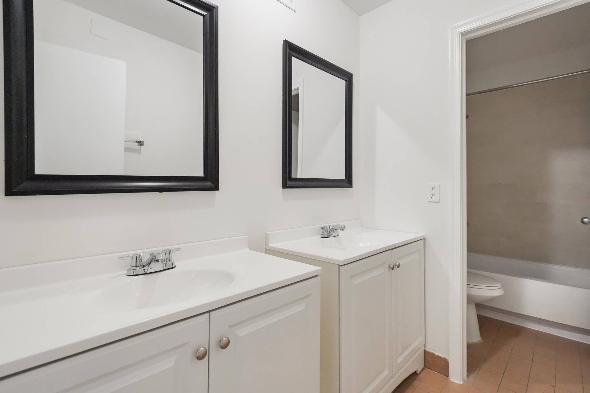 5070 Elmhurst Road, #F, West Palm Beach, West Palm Beach, FL 33417 5070 Elmhurst 2026 (13)