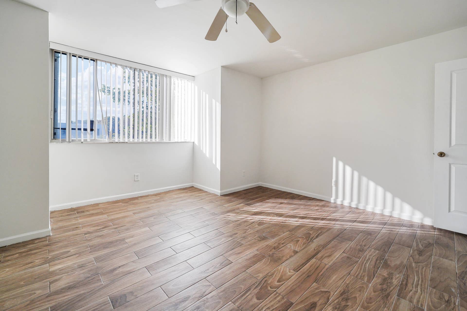 5070 Elmhurst Road, #F, West Palm Beach, West Palm Beach, FL 33417 5070 Elmhurst 2026 (8)