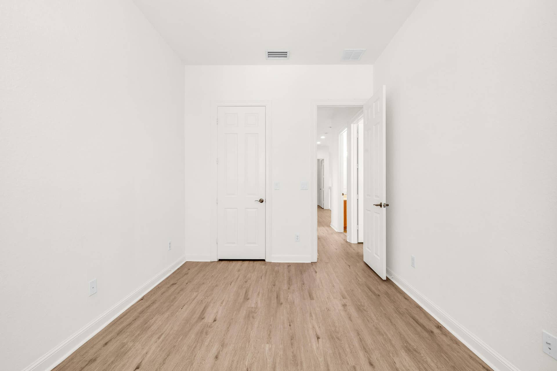 Guest bedroom #2