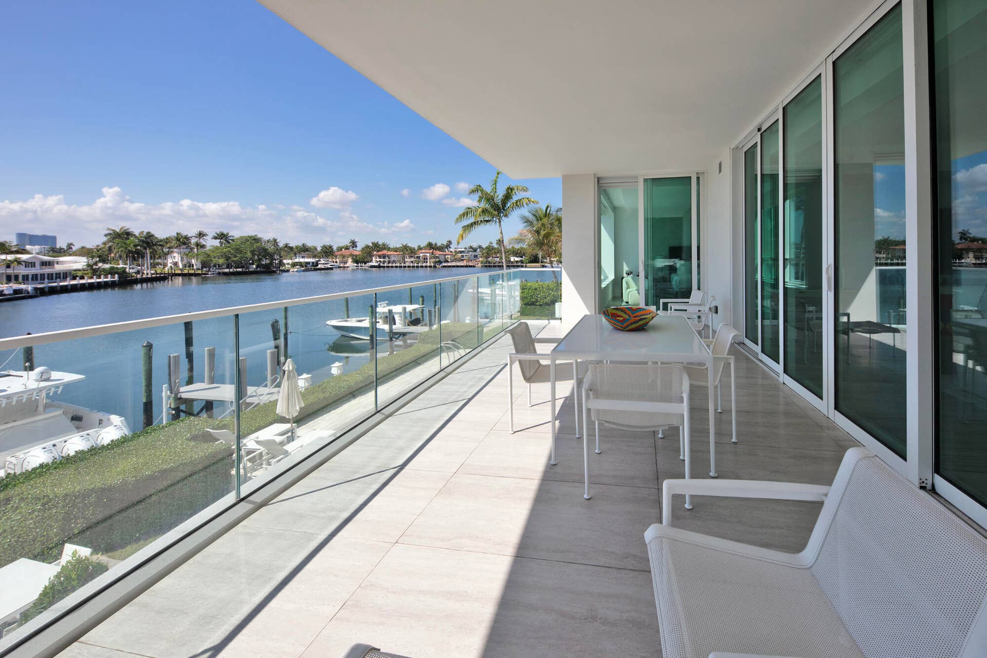 353 SUNSET Drive, #202, Fort Lauderdale, FL 33301 0B9A3687