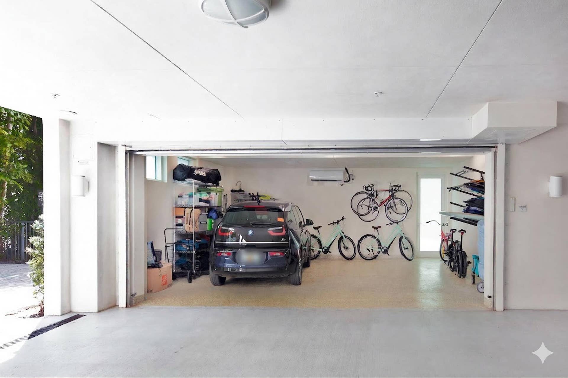 353 SUNSET Drive, #202, Fort Lauderdale, FL 33301 garage 1