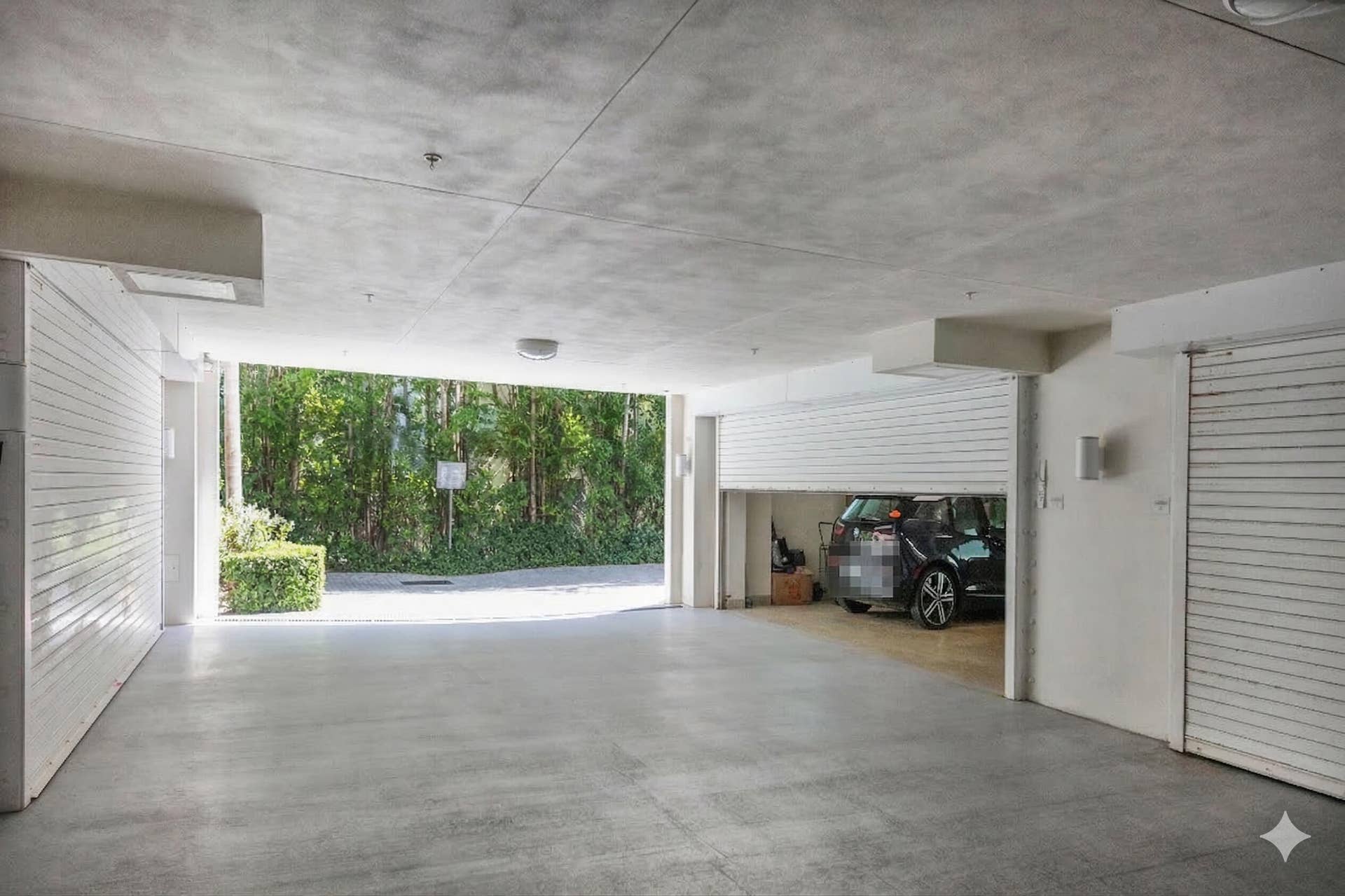353 SUNSET Drive, #202, Fort Lauderdale, FL 33301 garage 4