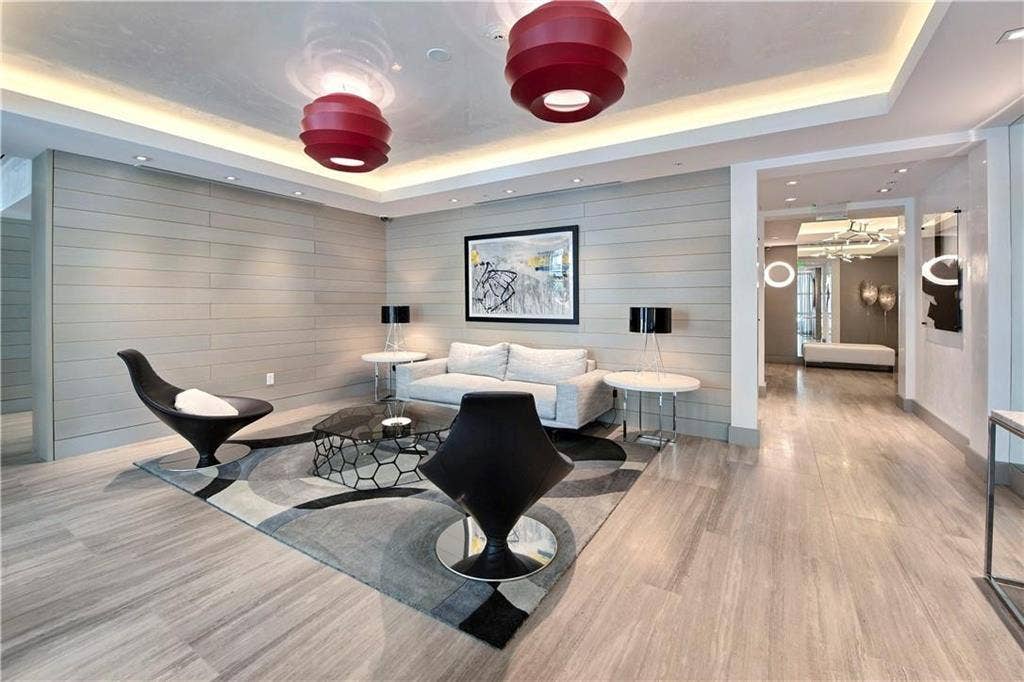 353 SUNSET Drive, #202, Fort Lauderdale, FL 33301 lobby2