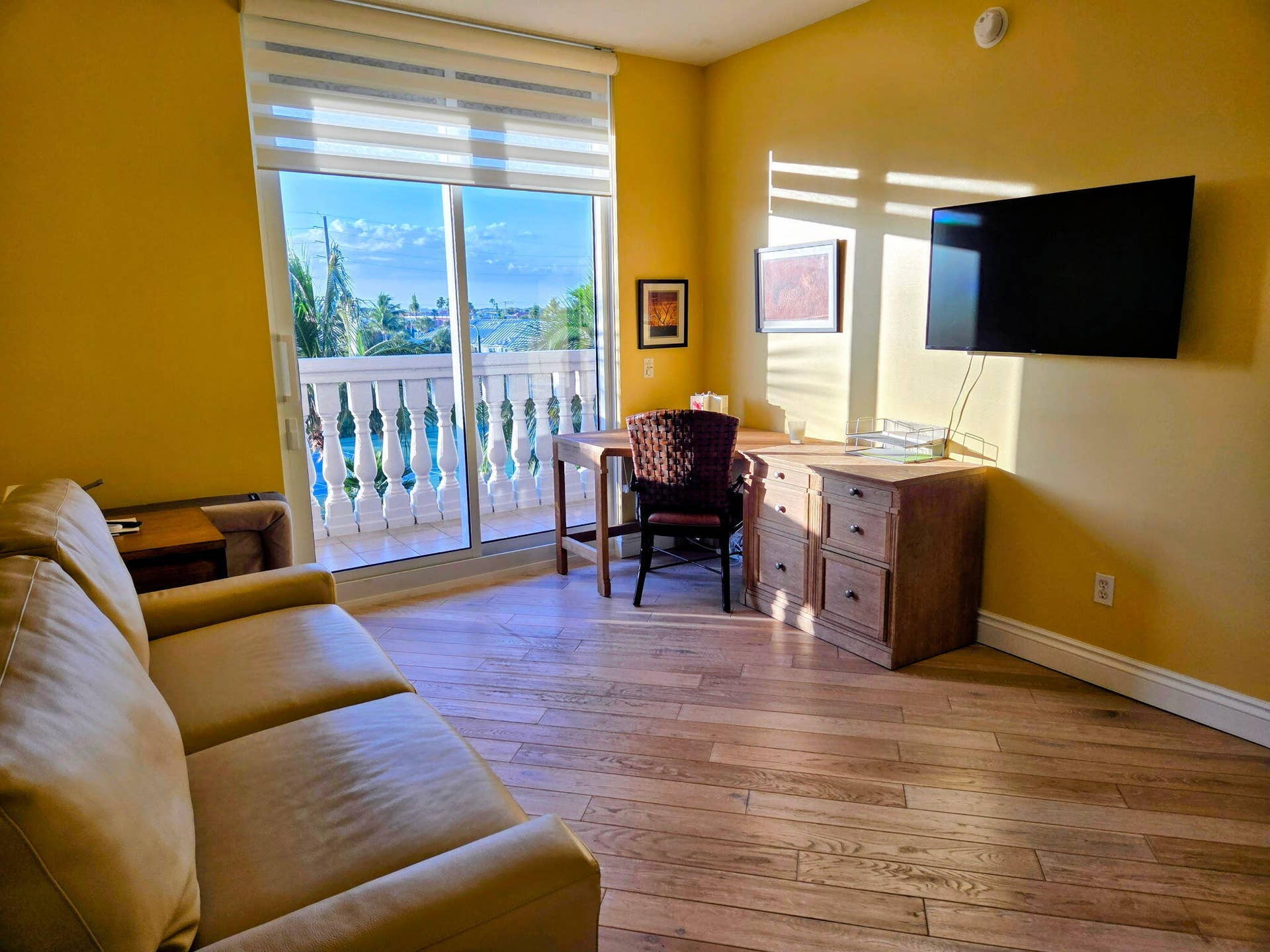 700 Ocean Royale, #401, Juno Beach, FL 33408 Ofiice Spare Beroom