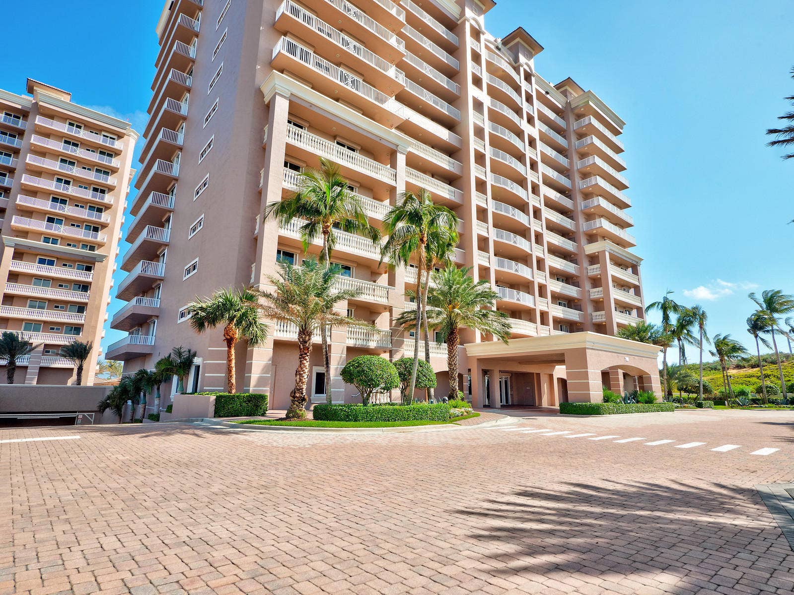 700 Ocean Royale, #401, Juno Beach, FL 33408 Exterior