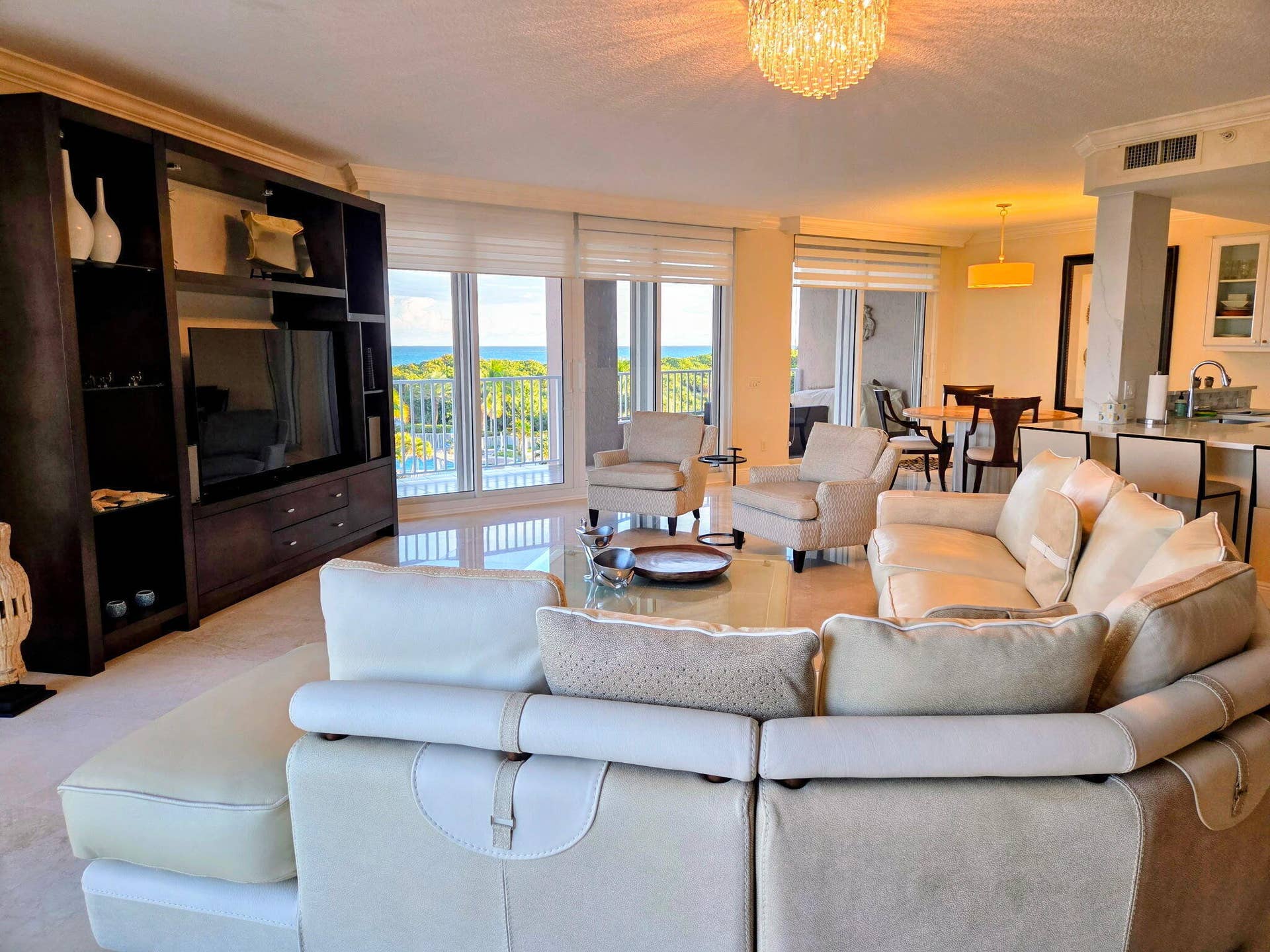 700 Ocean Royale, #401, Juno Beach, FL 33408 Family Room