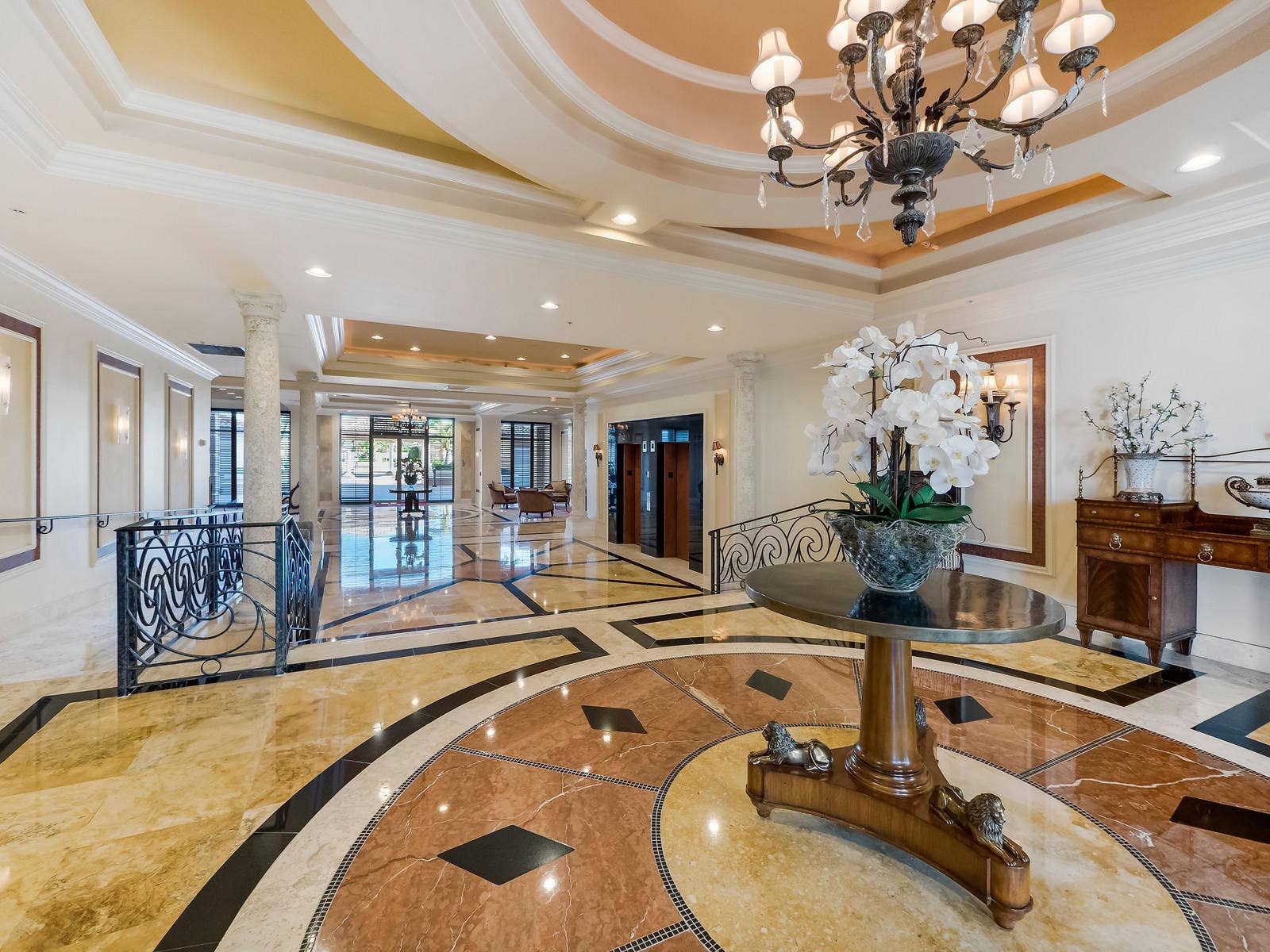 700 Ocean Royale, #401, Juno Beach, FL 33408 Lobby