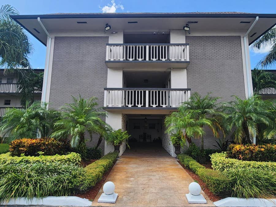 Property photo for 4900 WASHINGTON Street, #307, Hollywood, FL