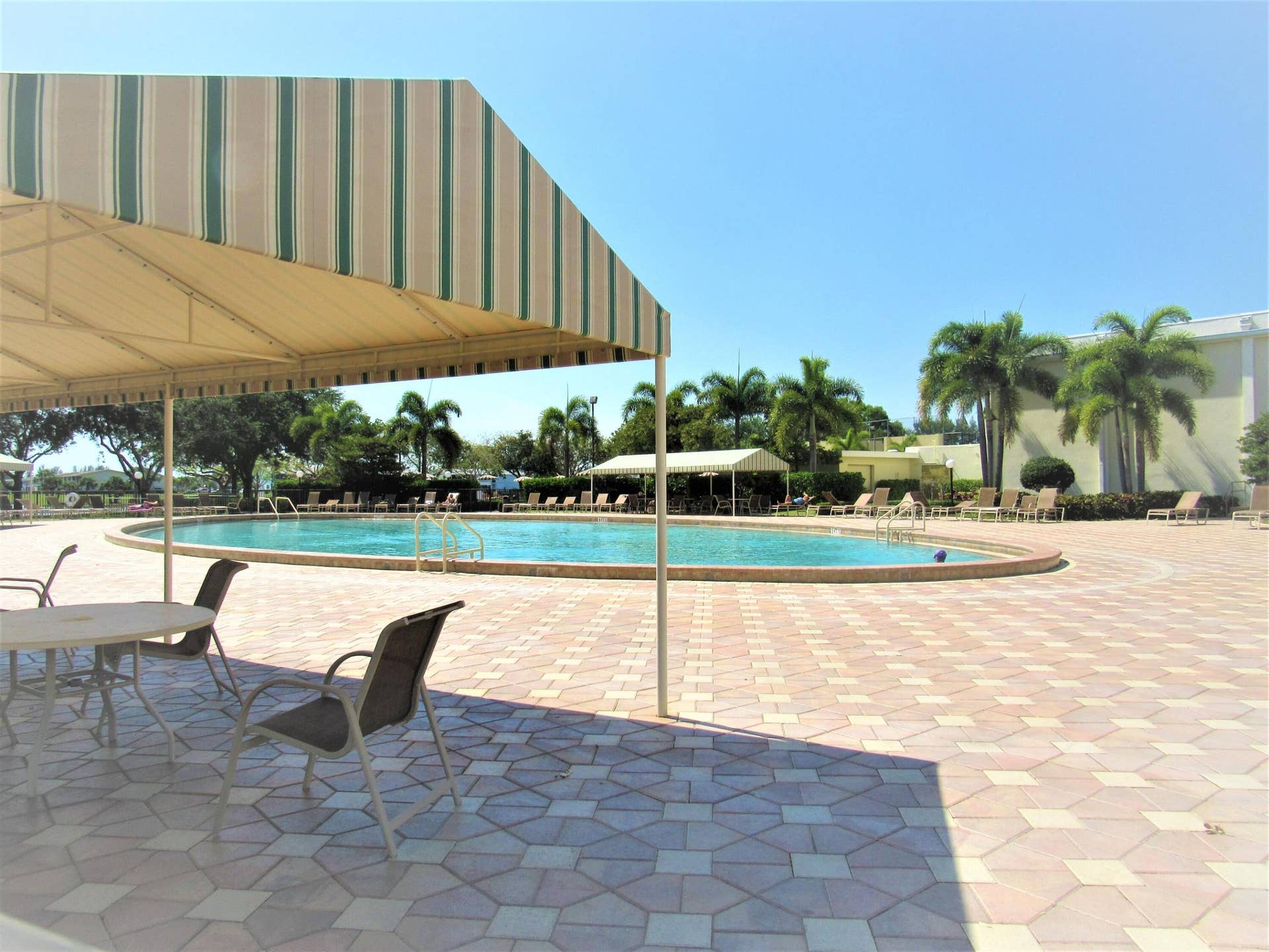 214 Berkshire K, West Palm Beach, FL 33417 IMG_1603
