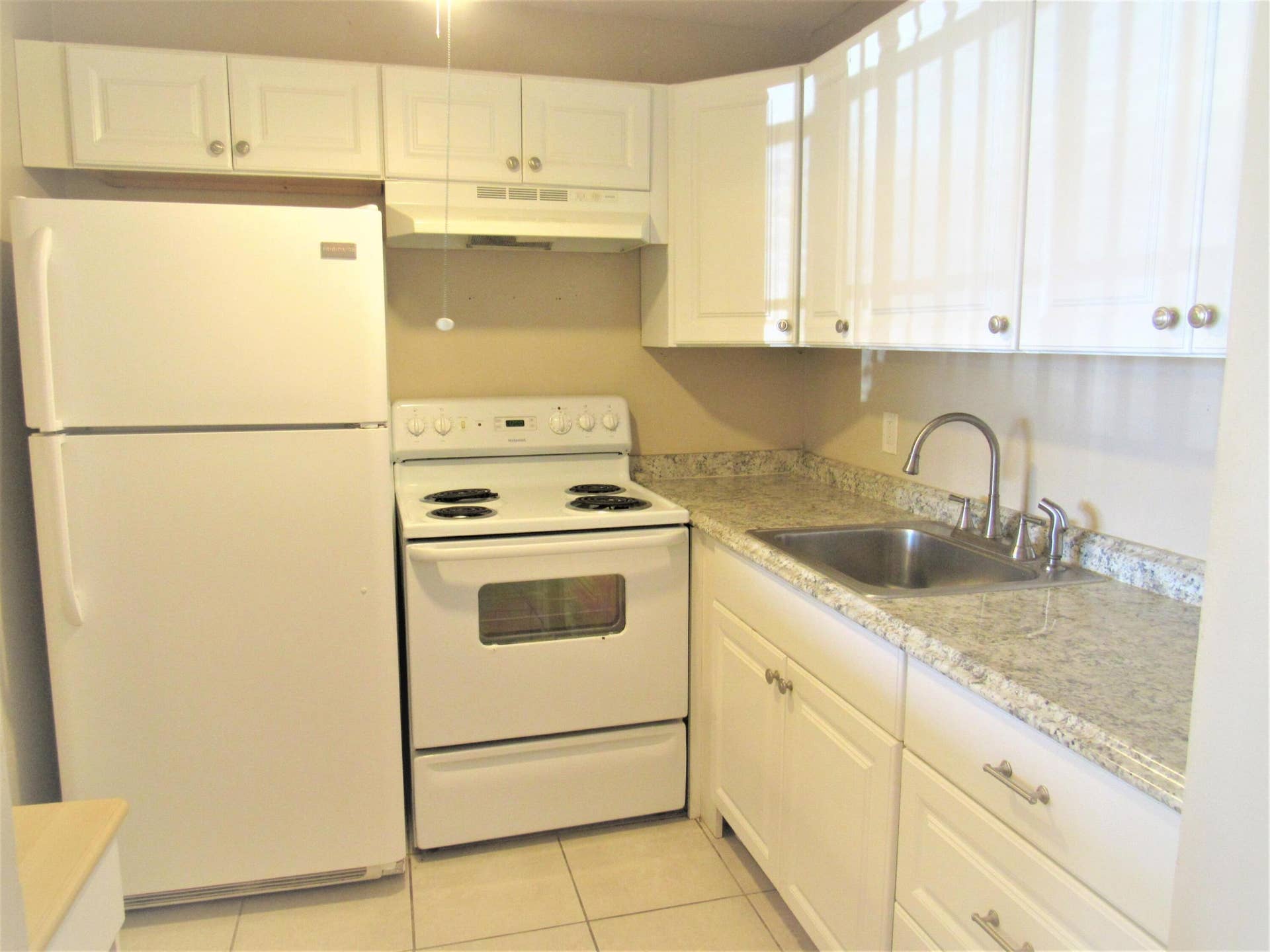 214 Berkshire K, West Palm Beach, FL 33417 IMG_1583
