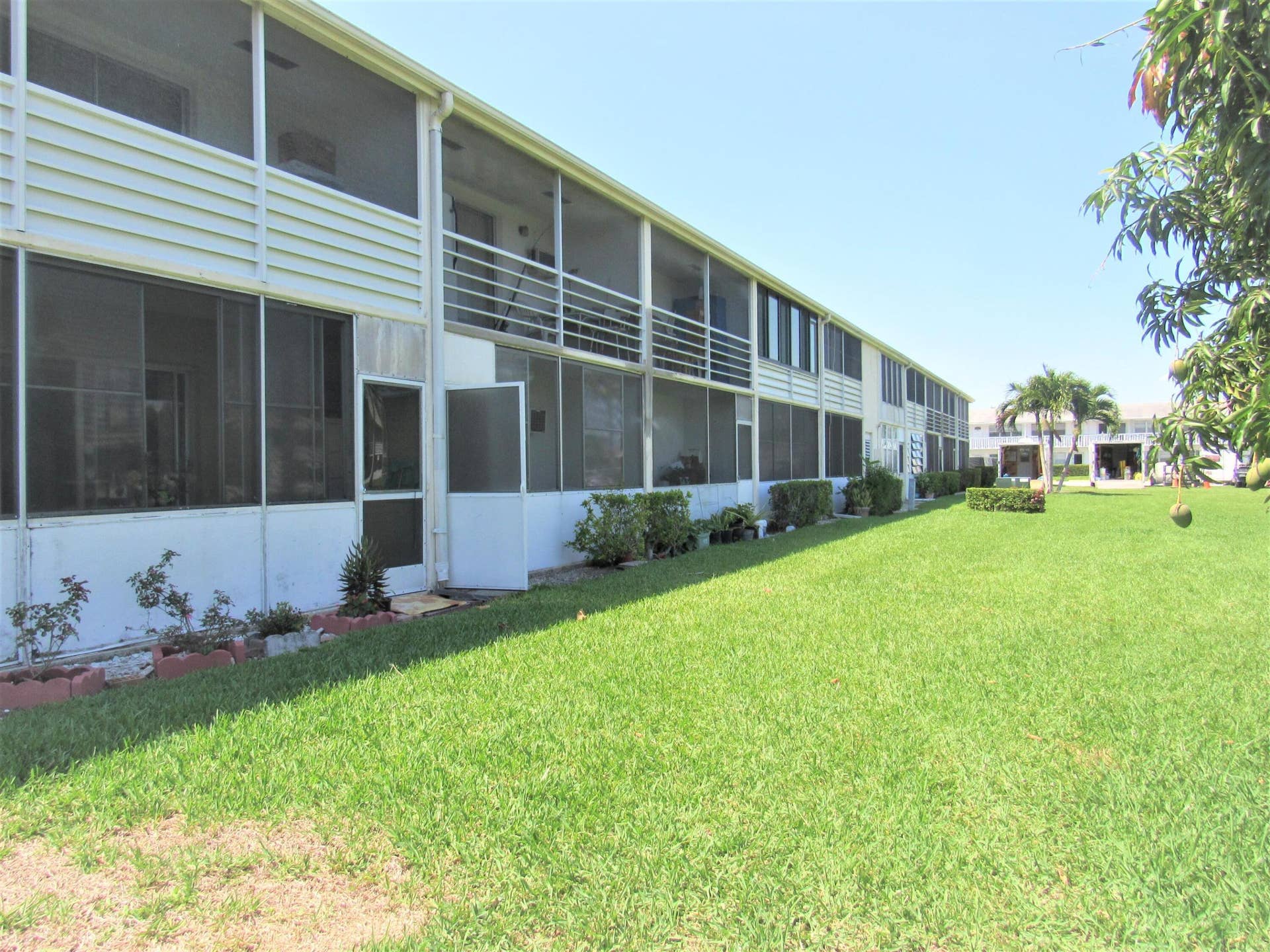 214 Berkshire K, West Palm Beach, FL 33417 IMG_1566