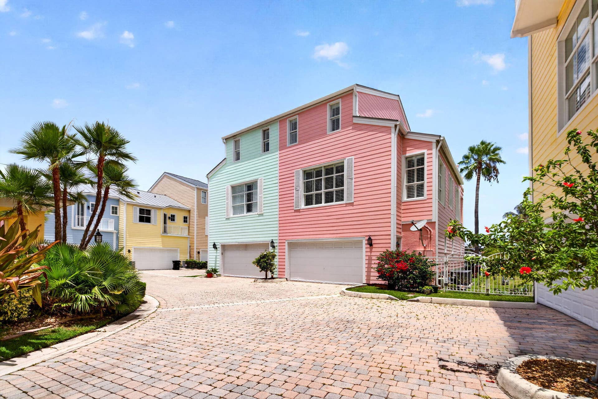 2814 Marina Circle, Lighthouse Point, FL 33064 73-web-or-mls-699A3261