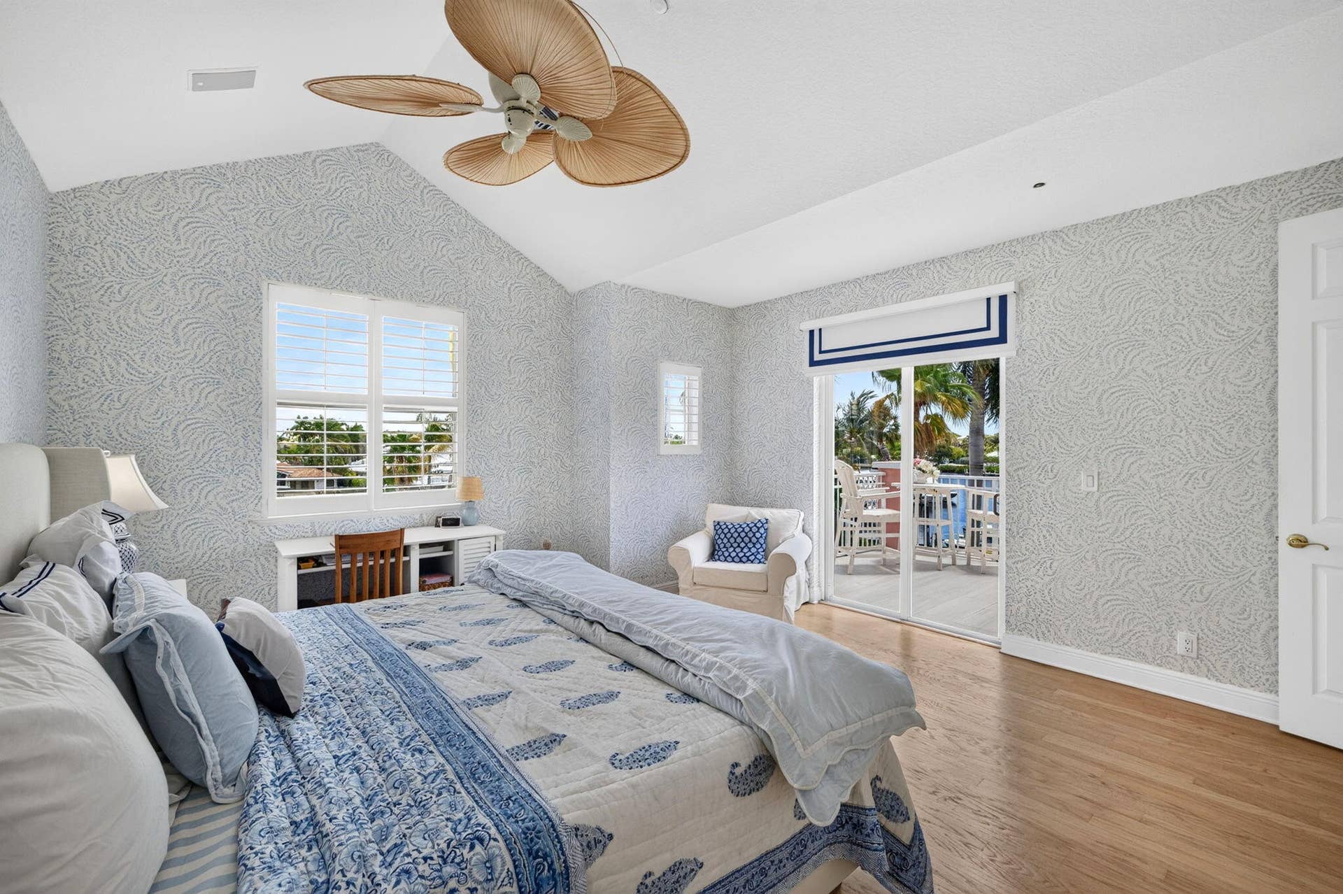 2814 Marina Circle, Lighthouse Point, FL 33064 Primary Suite with Balcony