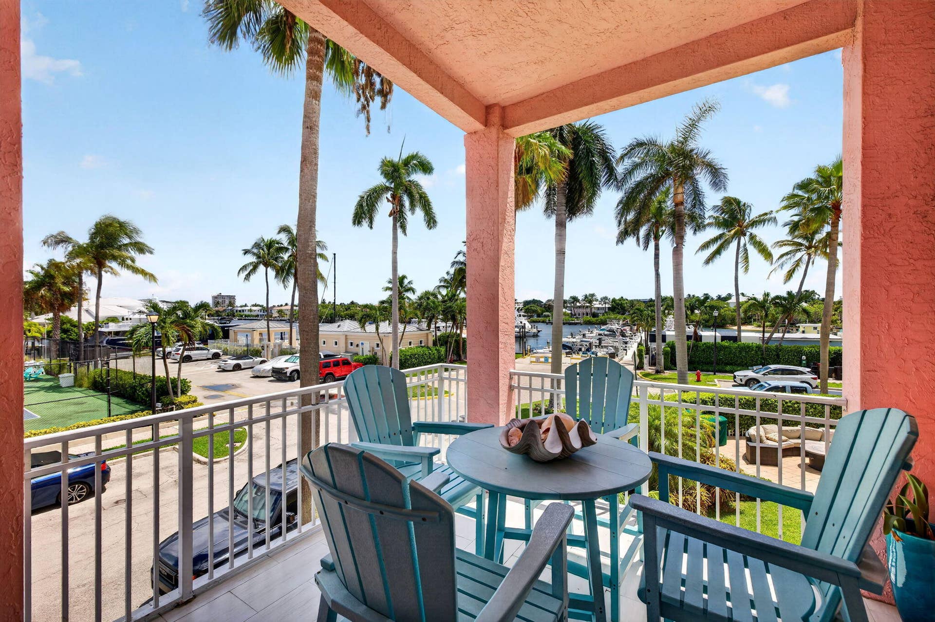 2814 Marina Circle, Lighthouse Point, FL 33064 Views of the Marina Lake Placid