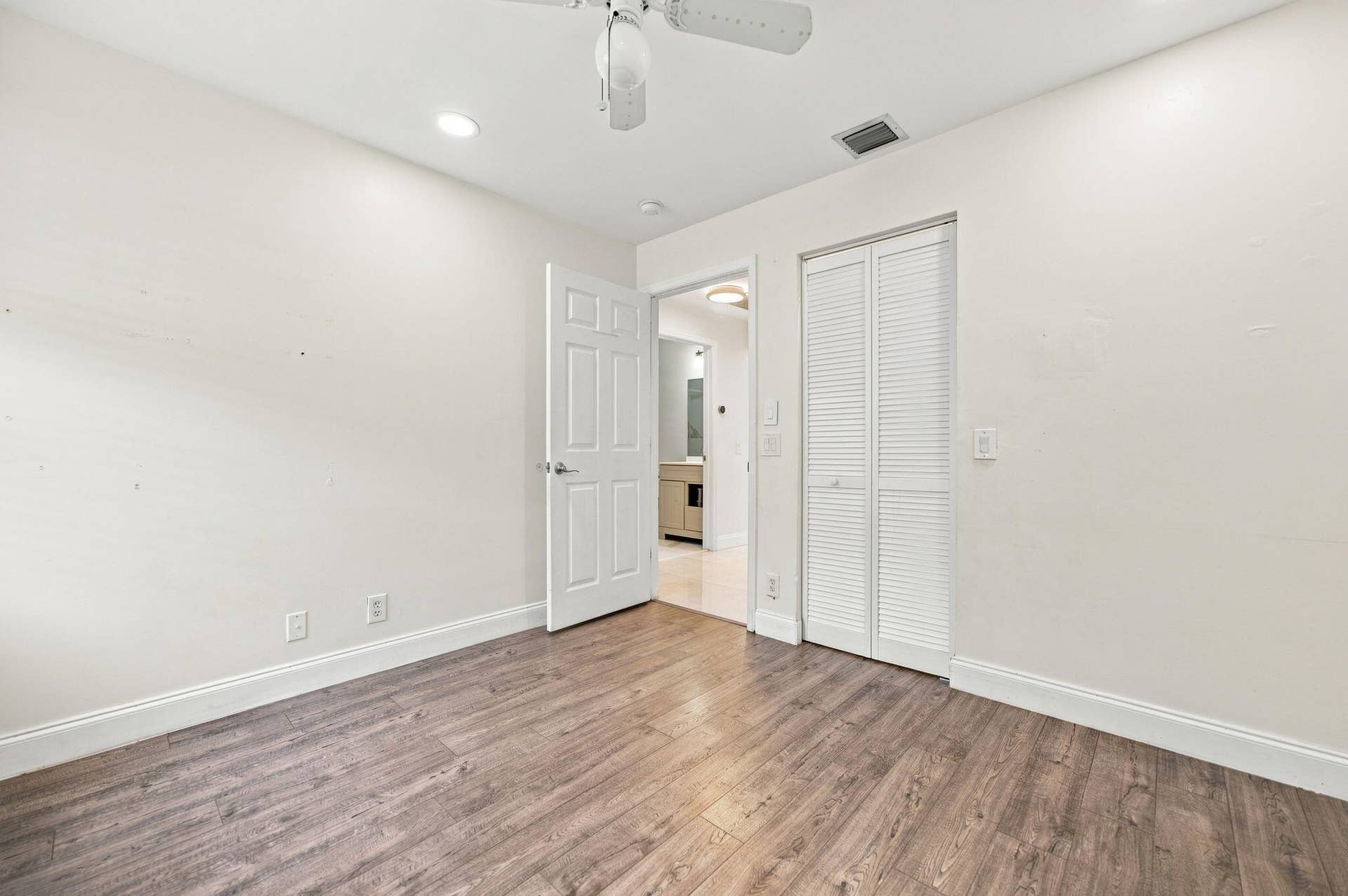 1590 ORION Lane, Weston, FL 33327 Bedroom