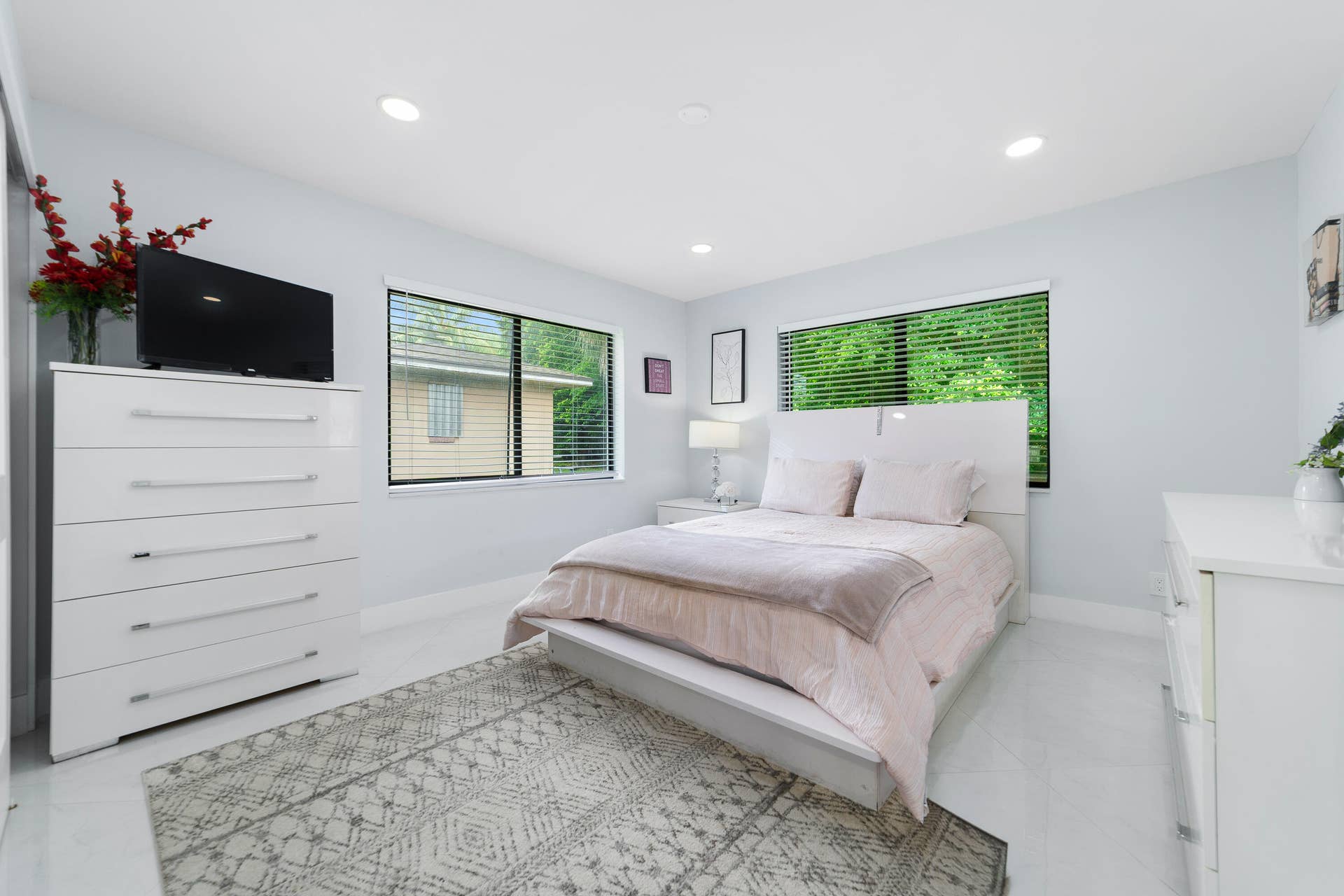 324 Bamboo Road, Palm Beach Shores, FL 33404 DSC03870