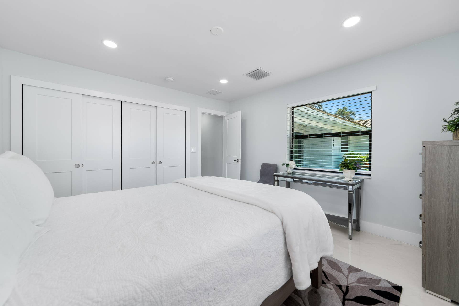 324 Bamboo Road, Palm Beach Shores, FL 33404 DSC03800