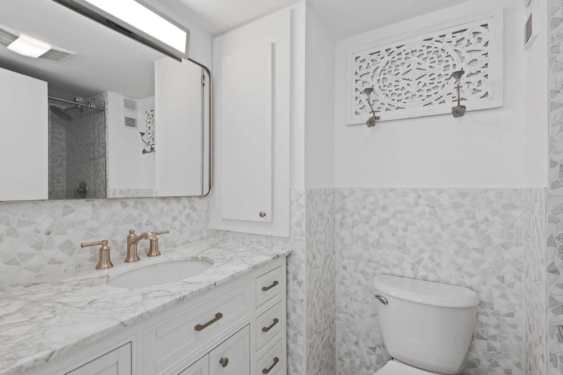 4505 S Ocean Boulevard, #103, Highland Beach, FL 33487 Second bath 2025 renovation
