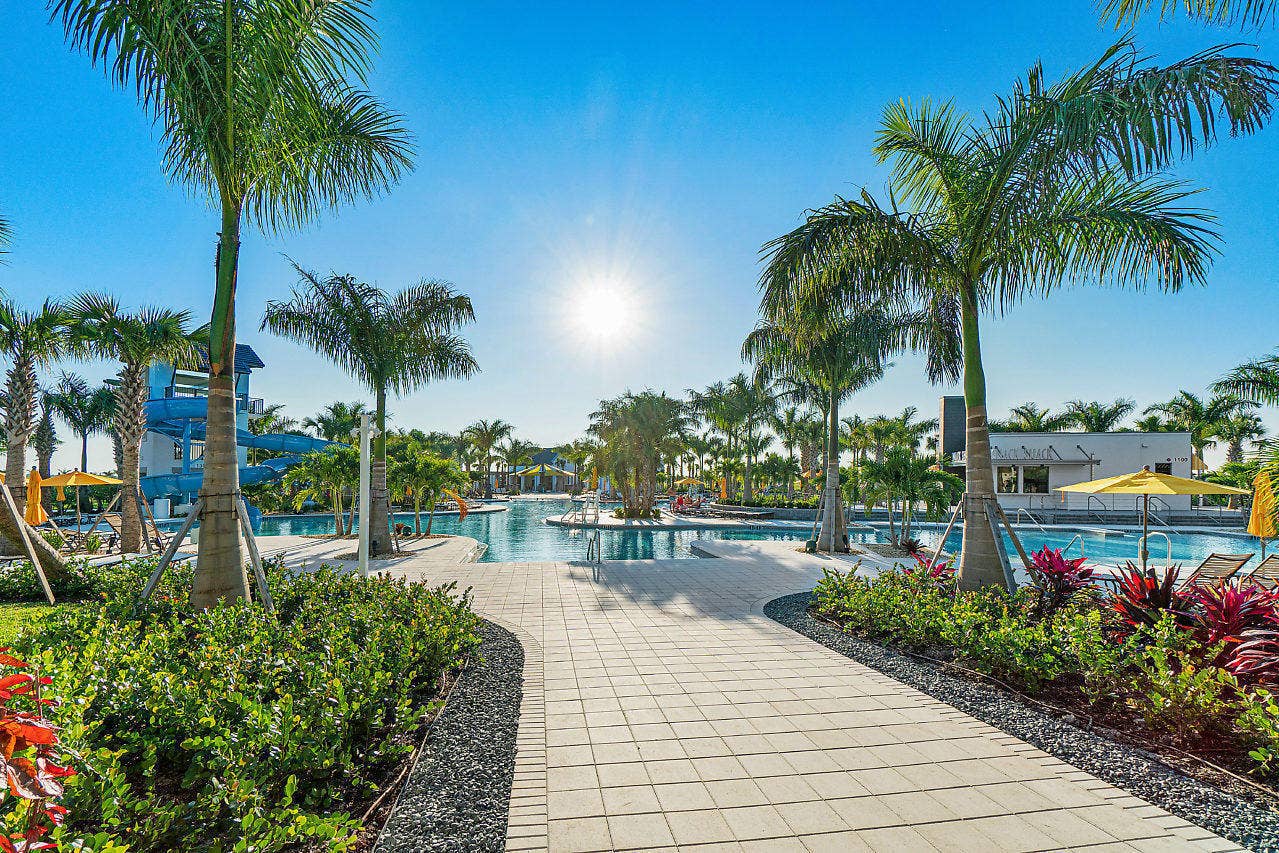 13722 Century Oak Circle, Westlake, FL 33470 Lagoon Pool