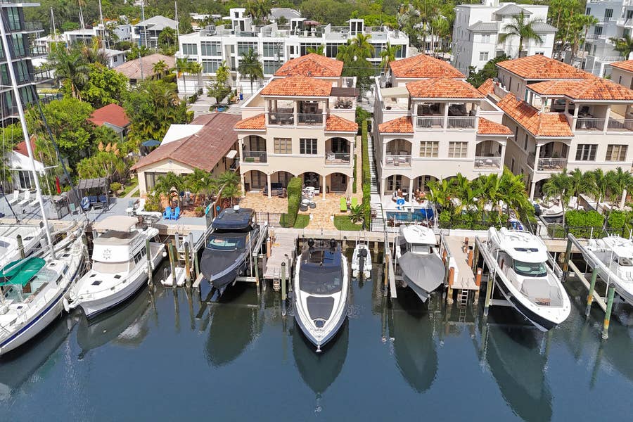 Property photo for 210 HENDRICKS Isle, Fort Lauderdale, FL