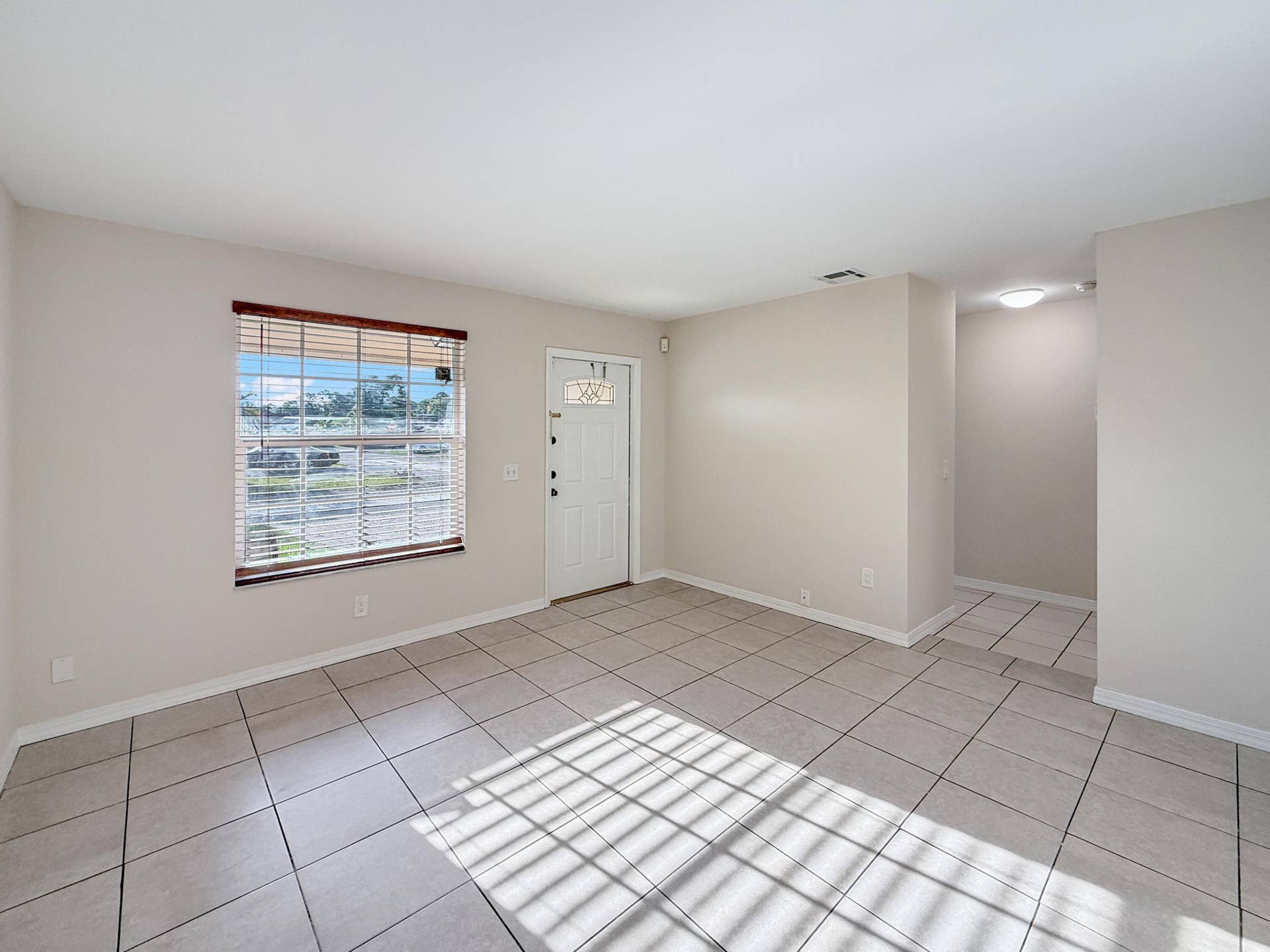 5365 Cannon Way, West Palm Beach, FL 33415 Living Area