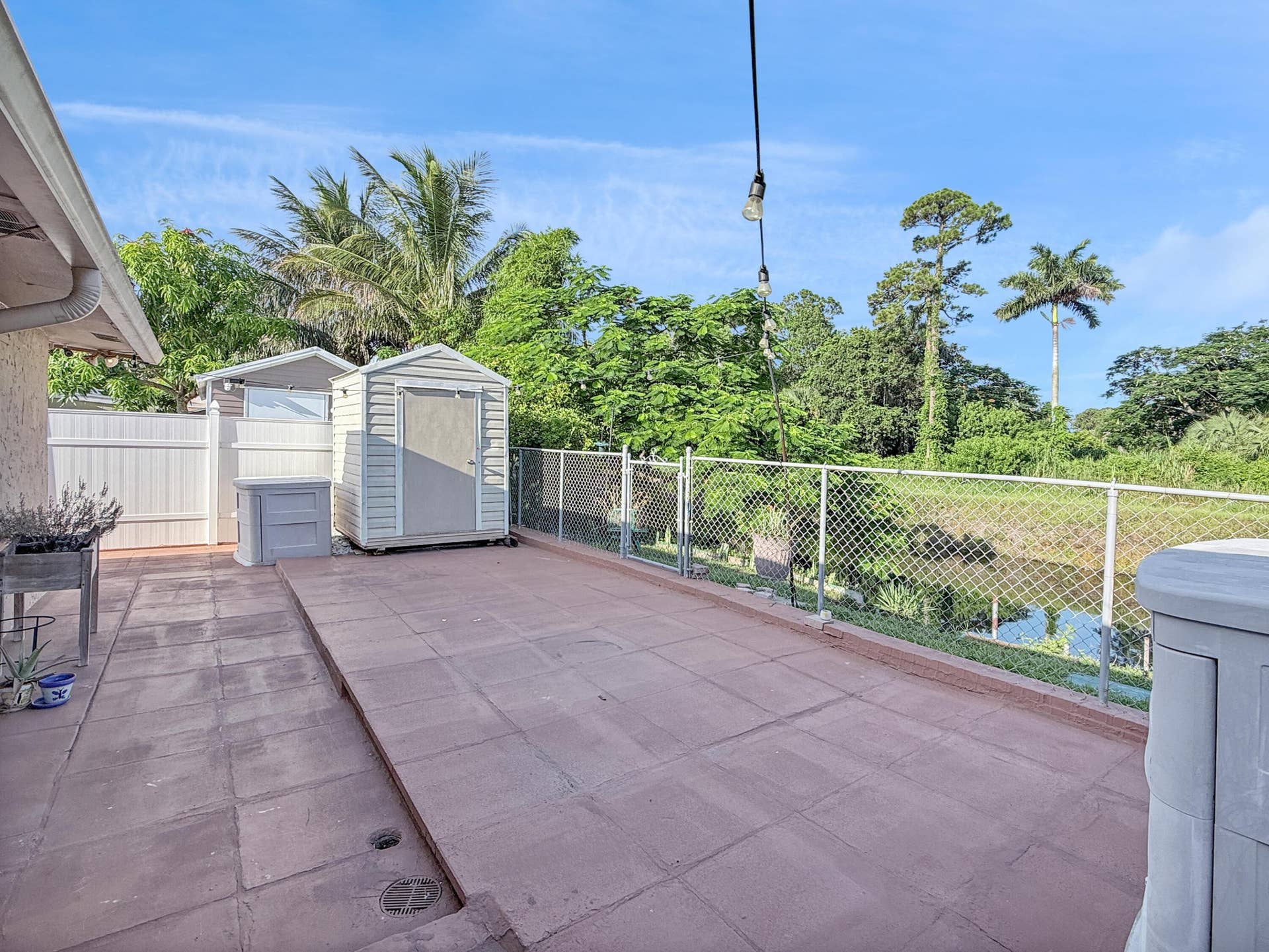5365 Cannon Way, West Palm Beach, FL 33415 Back Patio
