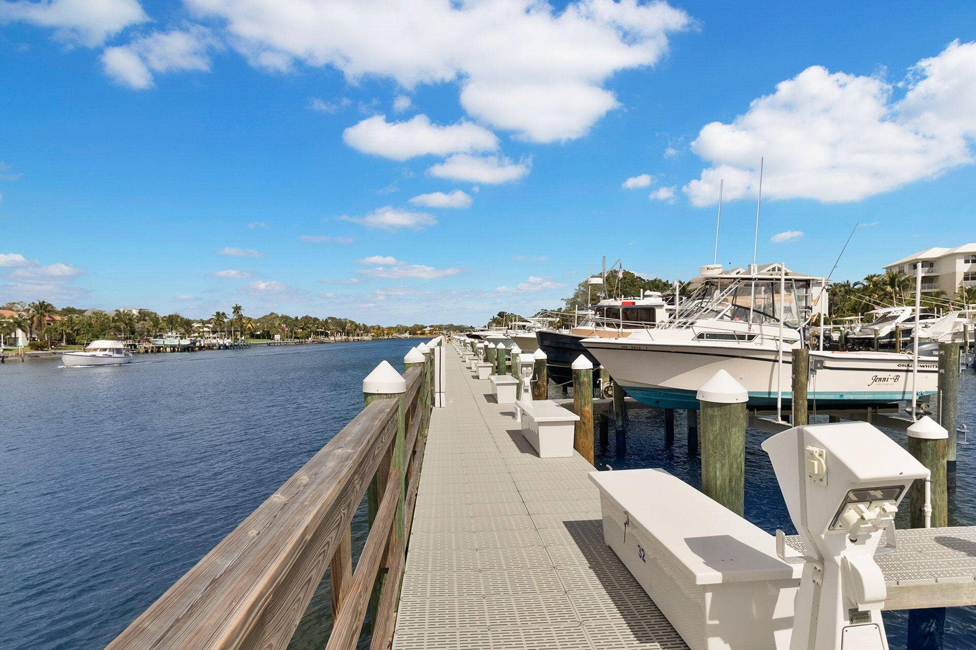 542 Bay Colony Drive N, #542, Juno Beach, FL 33408 079-542BayColonyDrN-JunoBeach-FULL