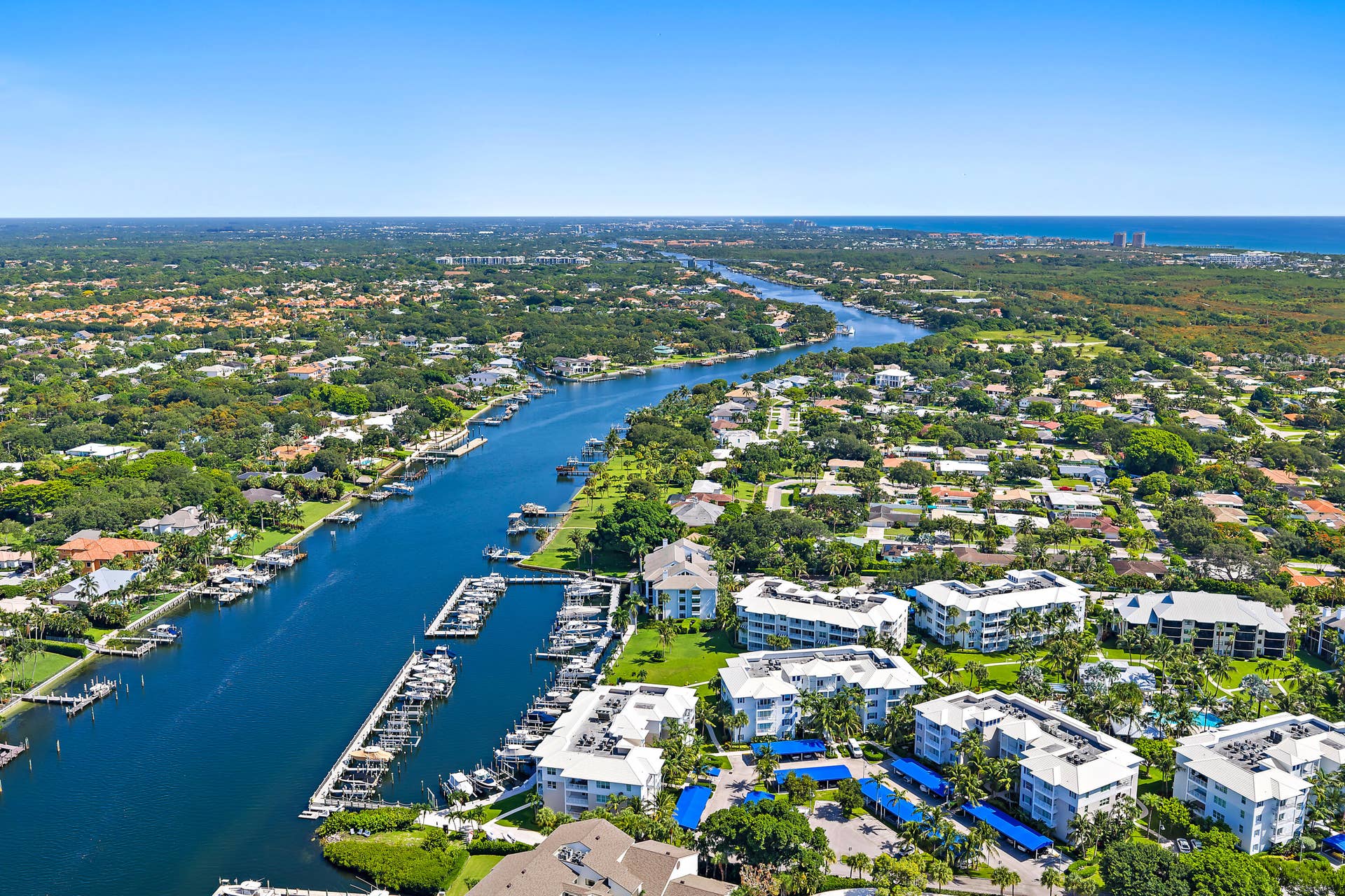 542 Bay Colony Drive N, #542, Juno Beach, FL 33408 From the South