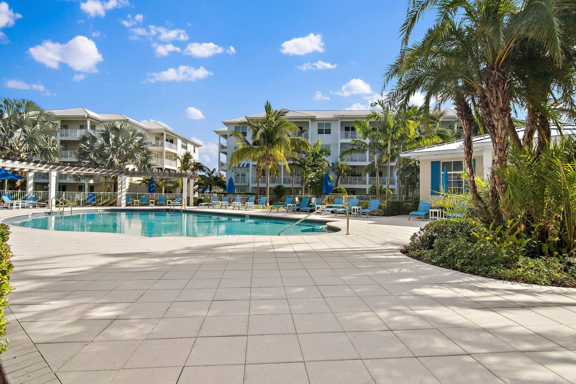 542 Bay Colony Drive N, #542, Juno Beach, FL 33408 063-542BayColonyDrN-JunoBeach-FULL