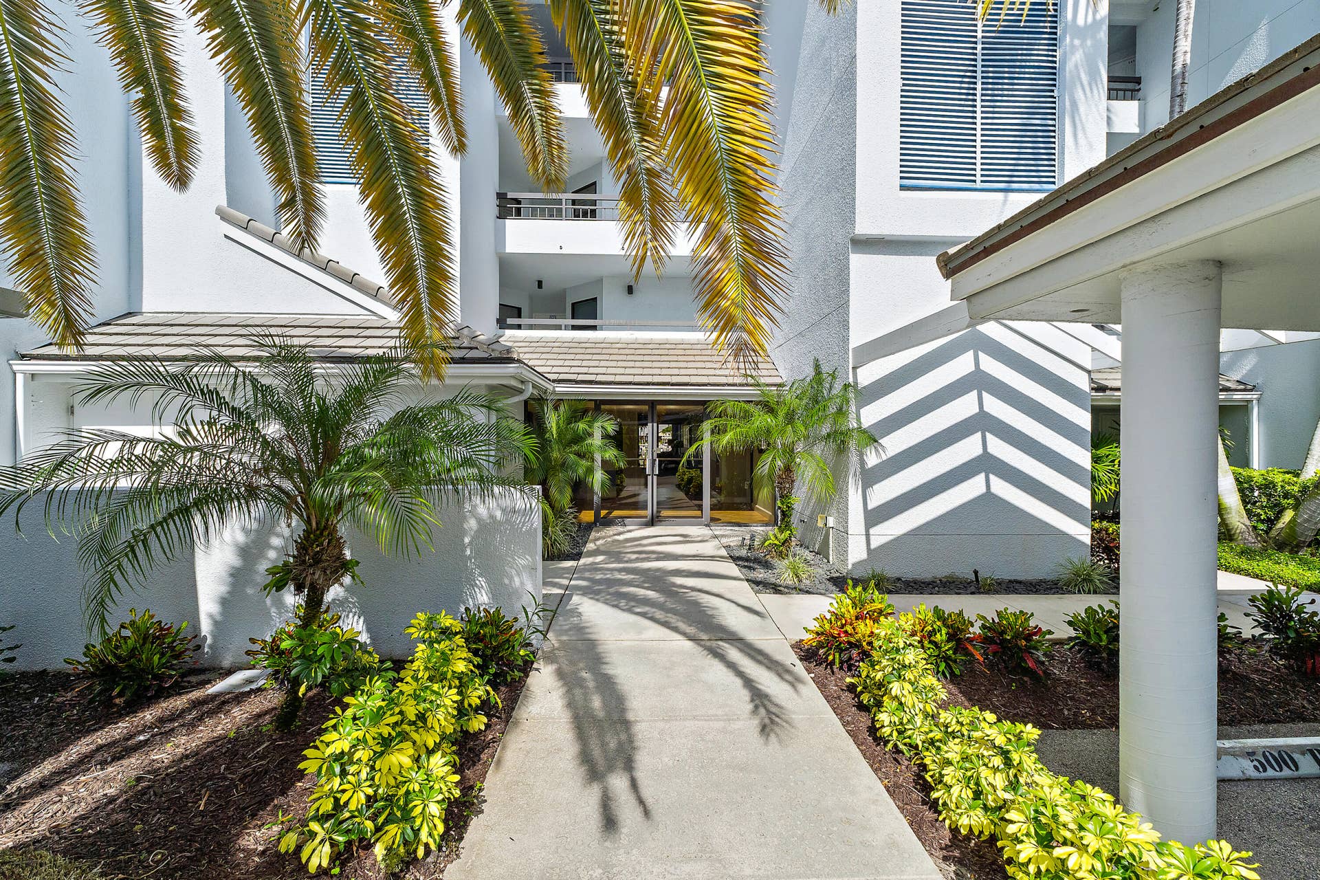 542 Bay Colony Drive N, #542, Juno Beach, FL 33408 020-542BayColonyDrN-JunoBeach-FULL