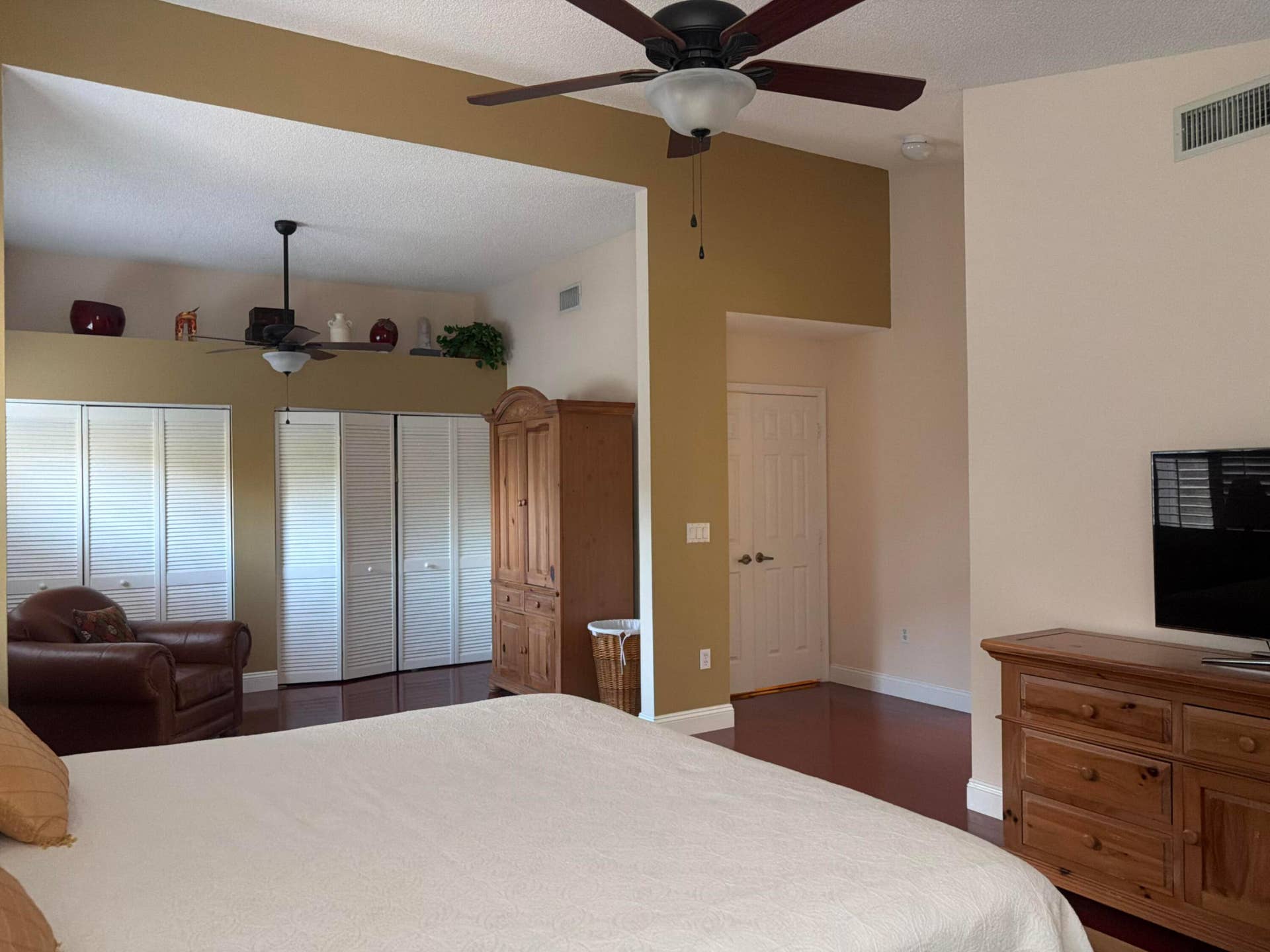 765 NW 155TH Terrace, Pembroke Pines, FL 33028 IMG_4814 (1)-2