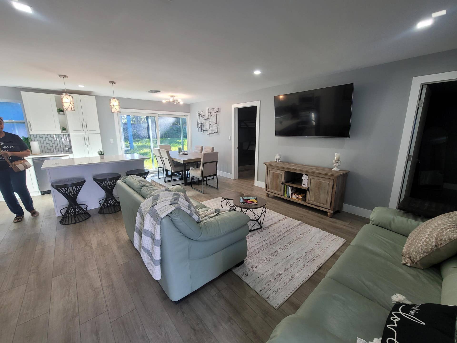 106 E Chandler Road, West Palm Beach, FL 33406 20250112_152204