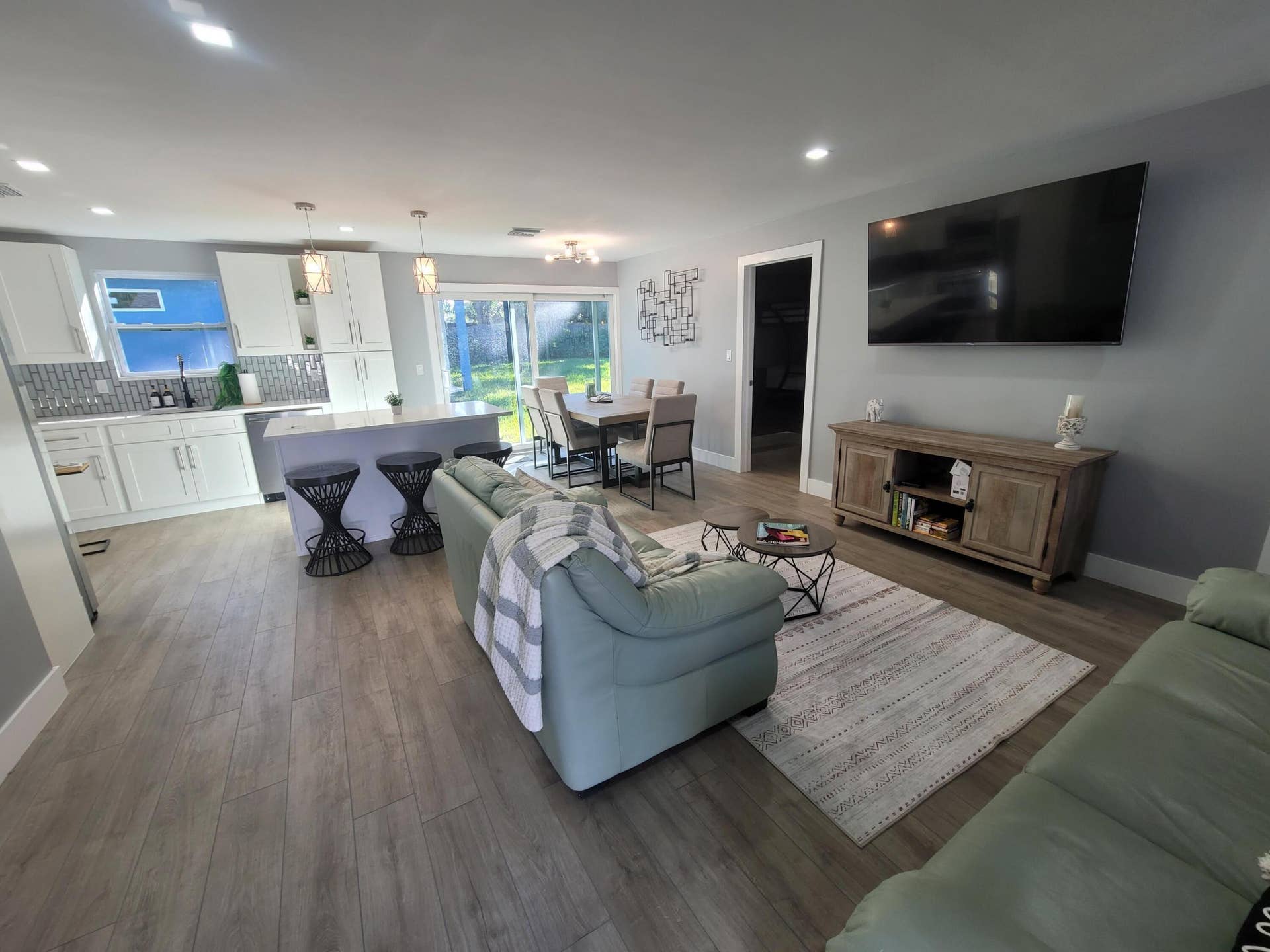 106 E Chandler Road, West Palm Beach, FL 33406 20250112_152211