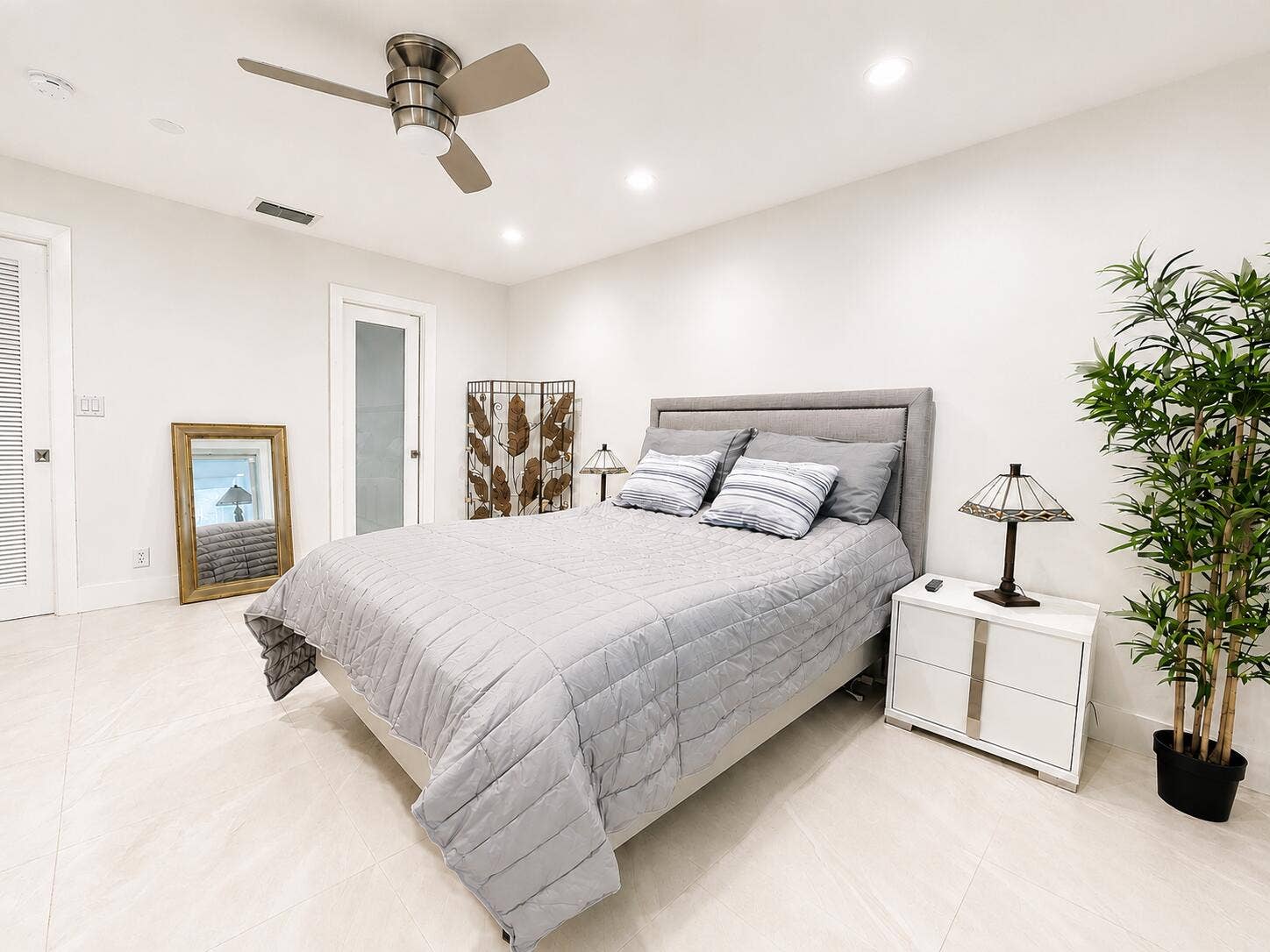 725 N RIVERSIDE Drive, #105, Pompano Beach, FL 33062 0newmb1