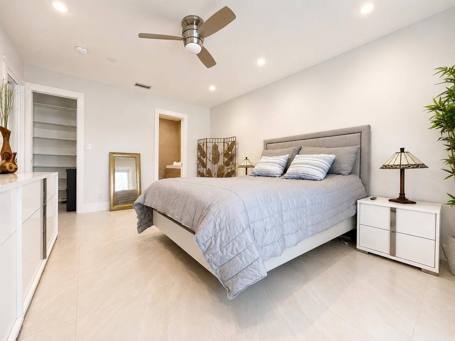 725 N RIVERSIDE Drive, #105, Pompano Beach, FL 33062 Main Bedroom