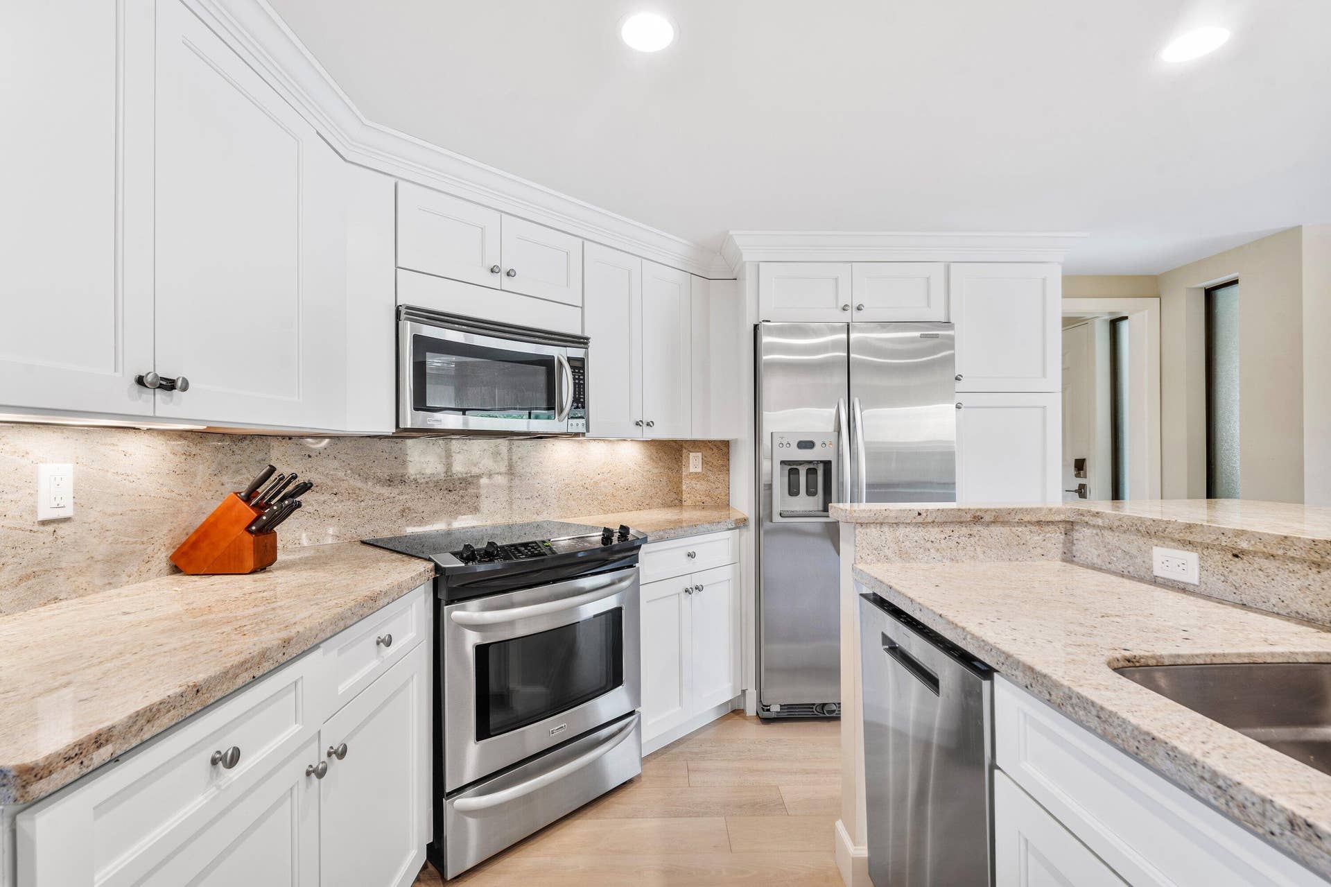 1125 E Marine Way E, #J3l, North Palm Beach, FL 33408 048-1125MarineWayEast-J3L-NorthPalmBeach