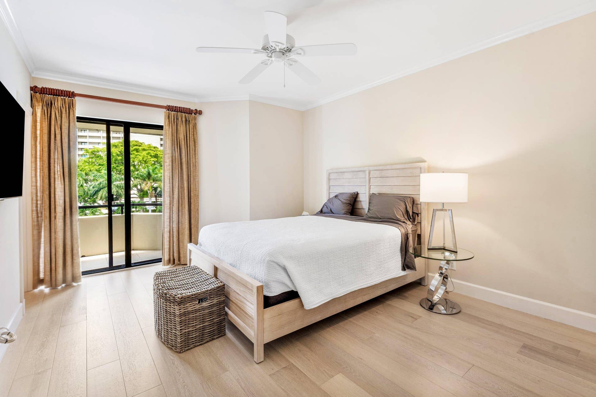 1125 E Marine Way E, #J3l, North Palm Beach, FL 33408 040-1125MarineWayEast-J3L-NorthPalmBeach