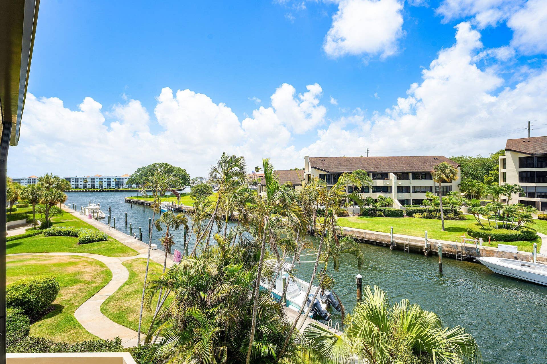 1125 E Marine Way E, #J3l, North Palm Beach, FL 33408 027-1125MarineWayEast-J3L-NorthPalmBeach