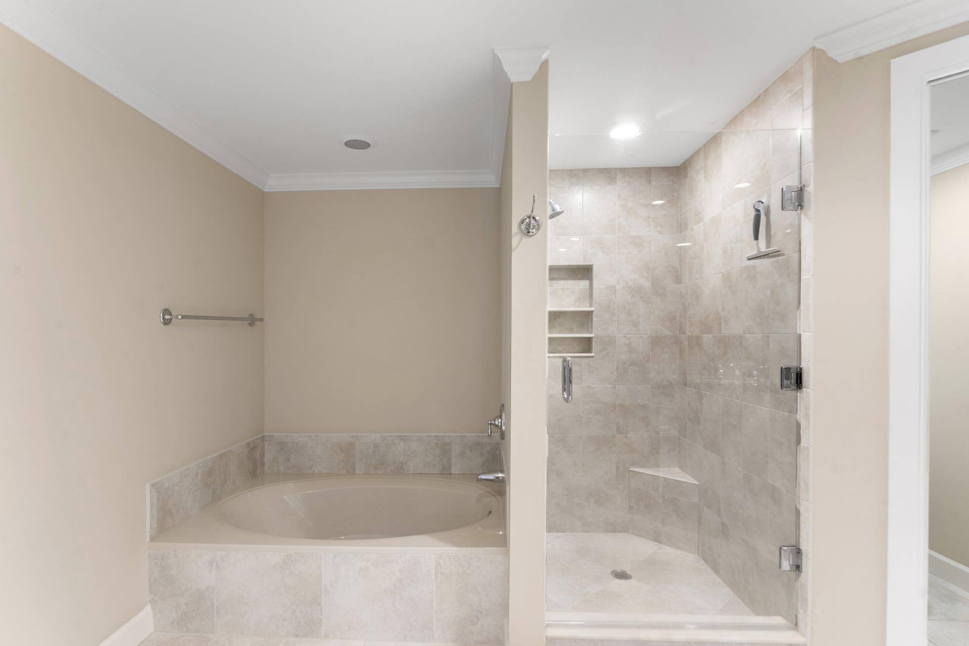 1125 E Marine Way E, #J3l, North Palm Beach, FL 33408 033-1125MarineWayEast-J3L-NorthPalmBeach