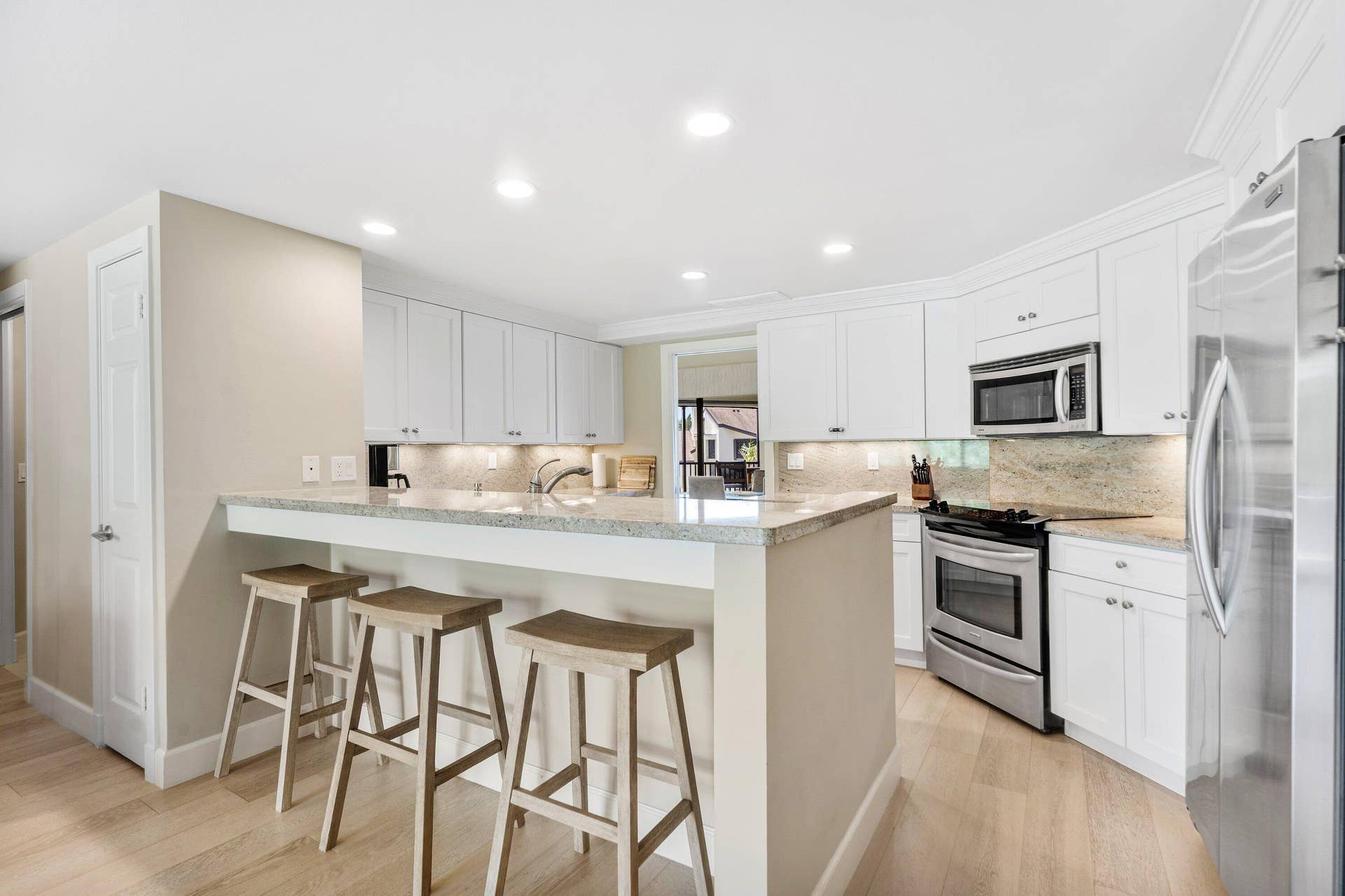 1125 E Marine Way E, #J3l, North Palm Beach, FL 33408 047-1125MarineWayEast-J3L-NorthPalmBeach