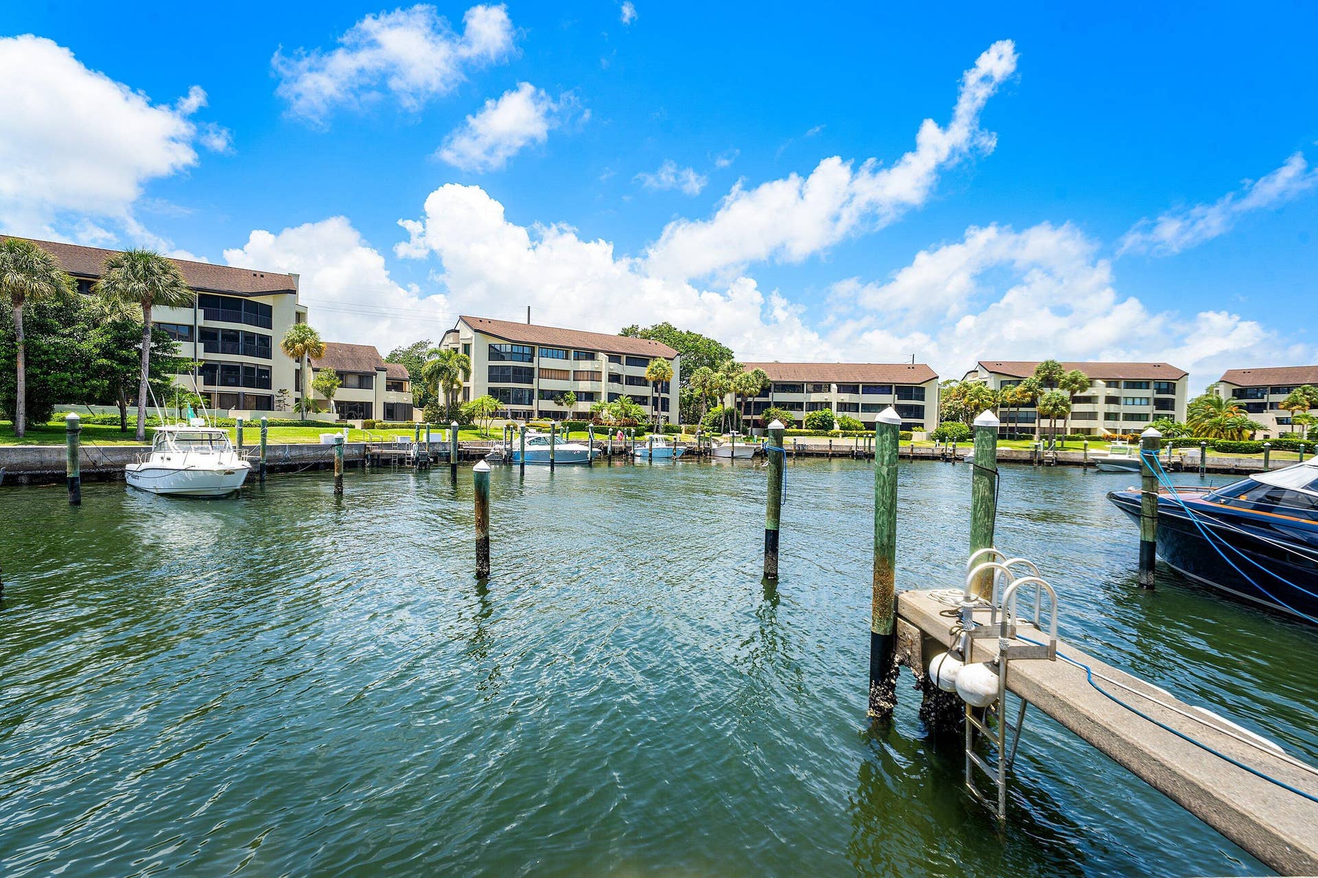 1125 E Marine Way E, #J3l, North Palm Beach, FL 33408 053-1125MarineWayEast-J3L-NorthPalmBeach
