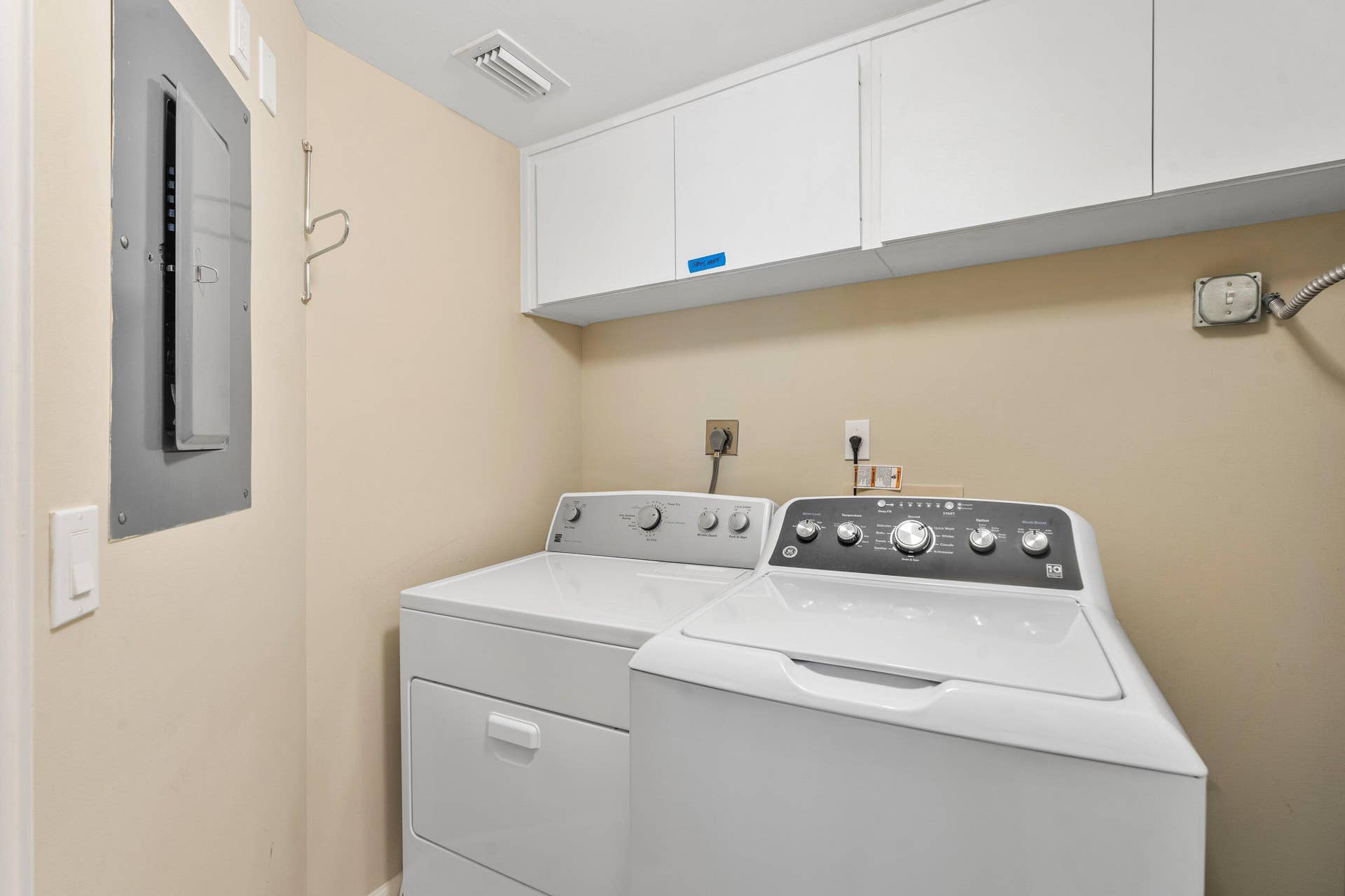 1125 E Marine Way E, #J3l, North Palm Beach, FL 33408 043-1125MarineWayEast-J3L-NorthPalmBeach