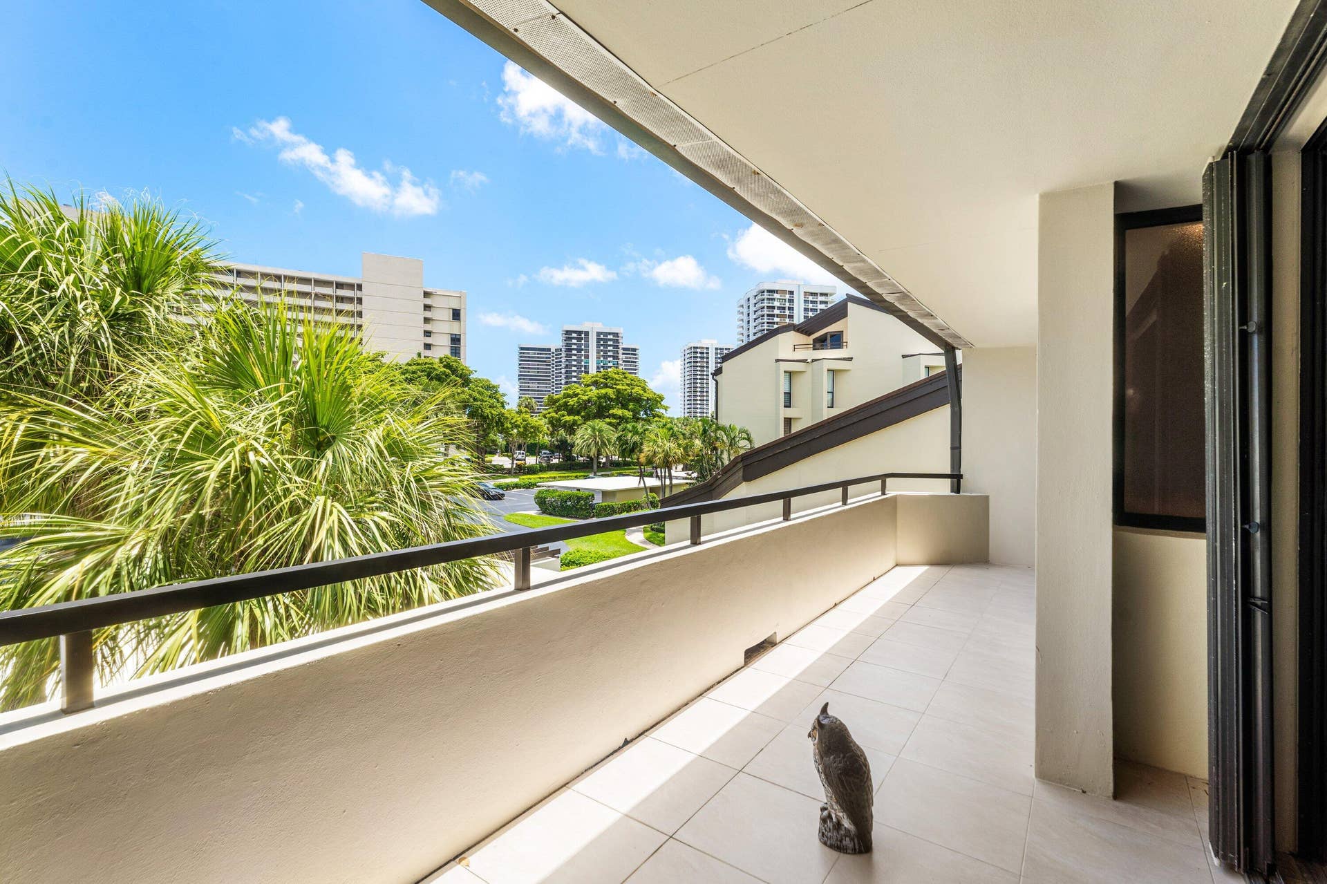 1125 E Marine Way E, #J3l, North Palm Beach, FL 33408 044-1125MarineWayEast-J3L-NorthPalmBeach