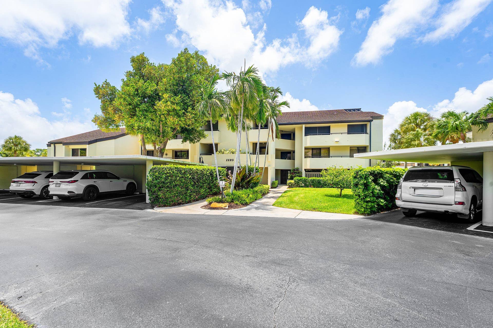 1125 E Marine Way E, #J3l, North Palm Beach, FL 33408 001-1125MarineWayEast-J3L-NorthPalmBeach