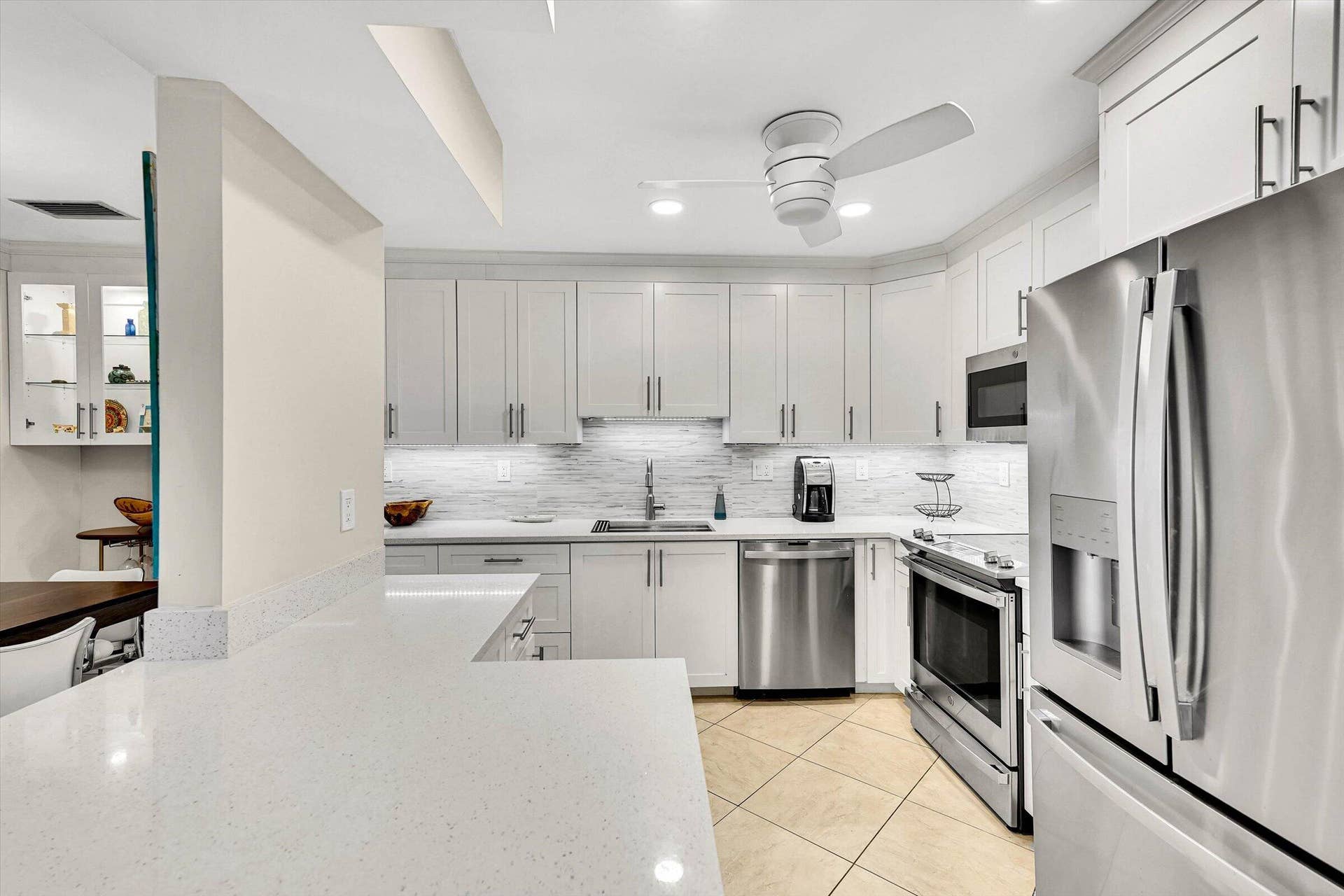 3520 S Ocean Boulevard, #L405, South Palm Beach, FL 33480 4