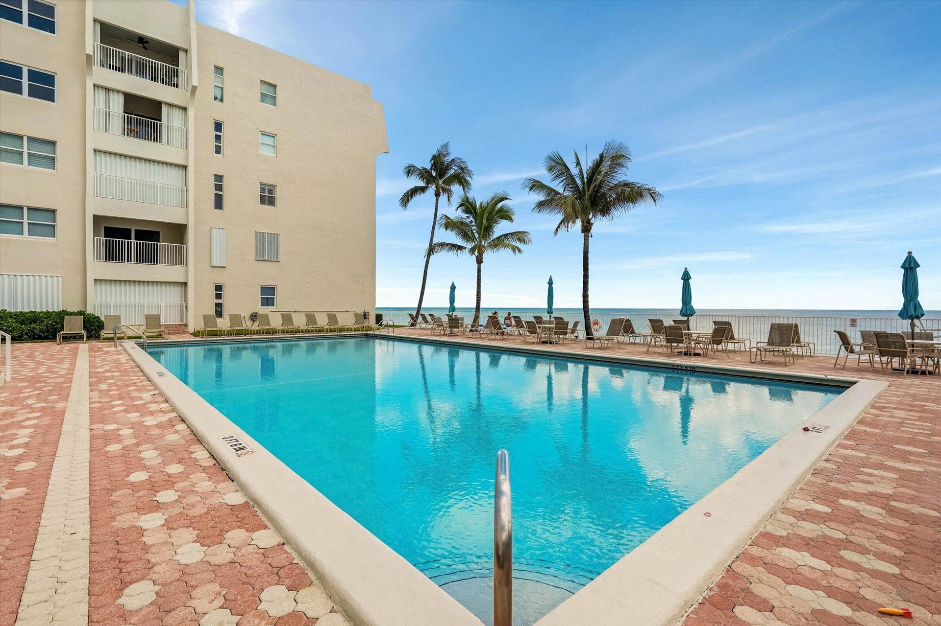 3520 S Ocean Boulevard, #L405, South Palm Beach, FL 33480 35